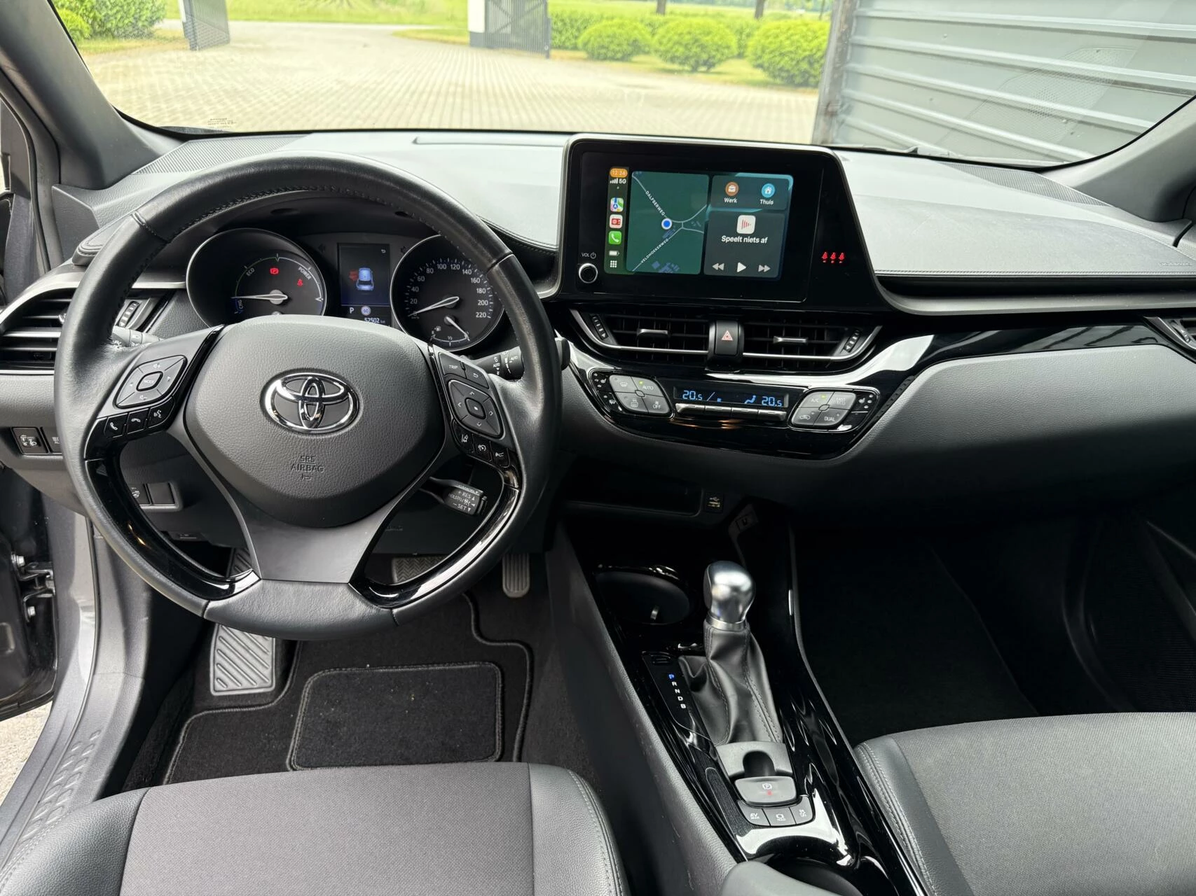 Hoofdafbeelding Toyota C-HR