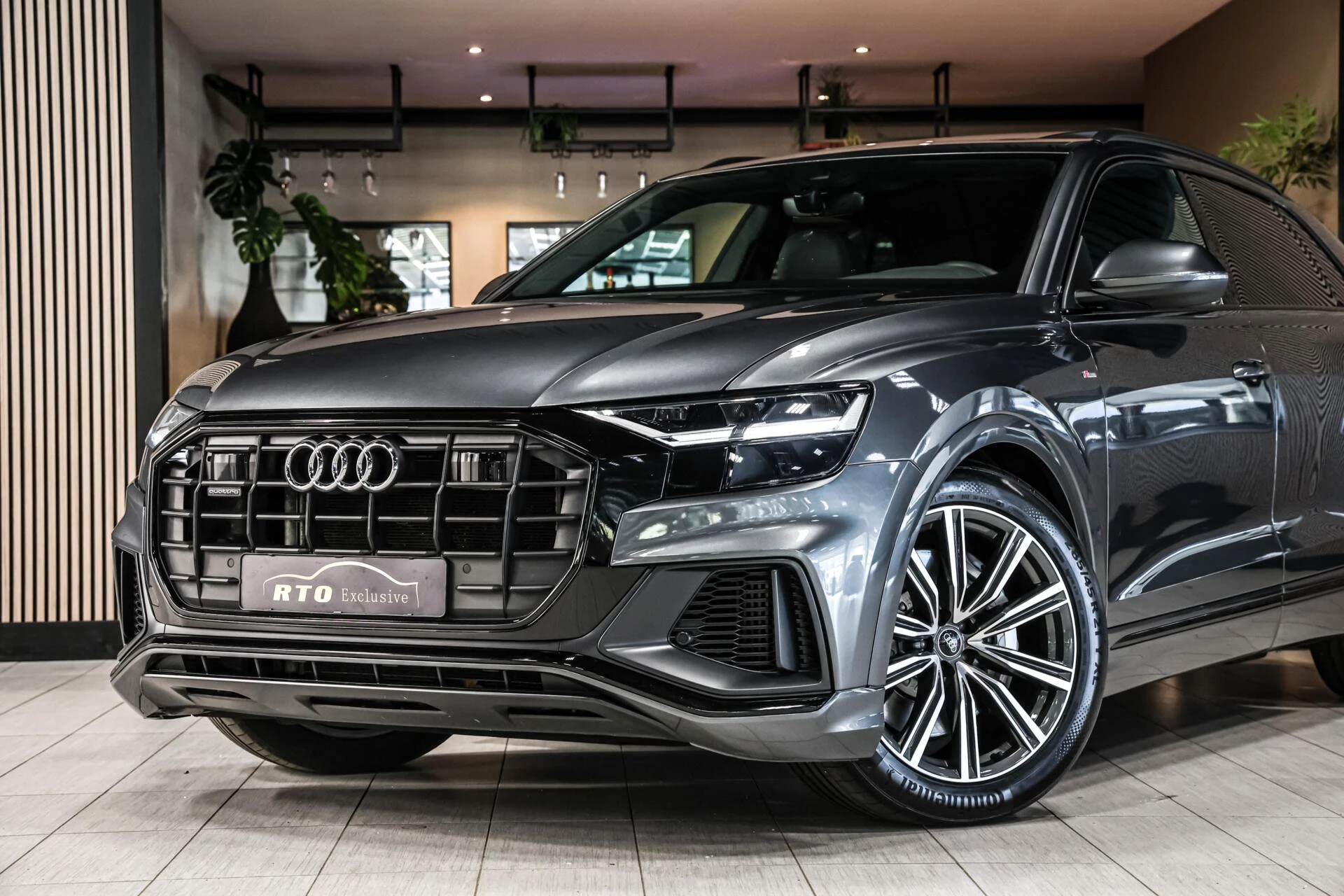 Hoofdafbeelding Audi Q8