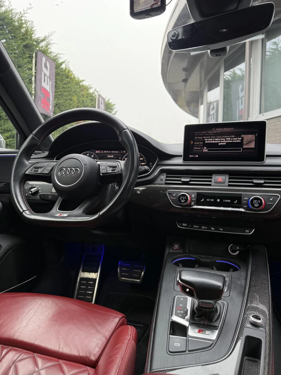 Hoofdafbeelding Audi S4