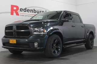 Dodge Ram 1500 5.7 V8 4x4 Quad Cab 6'4 - Wide body - Camera / Schuifdak / Navi