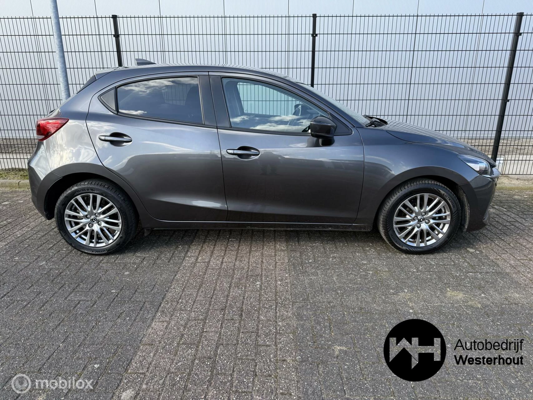 Hoofdafbeelding Mazda 2