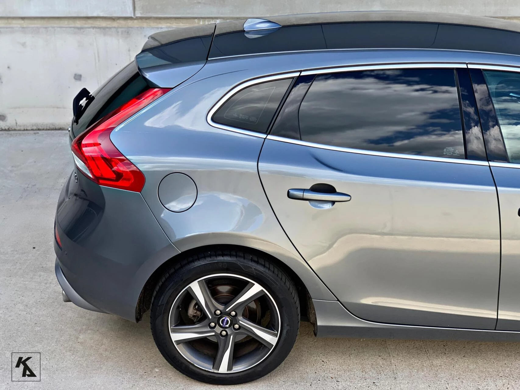 Hoofdafbeelding Volvo V40