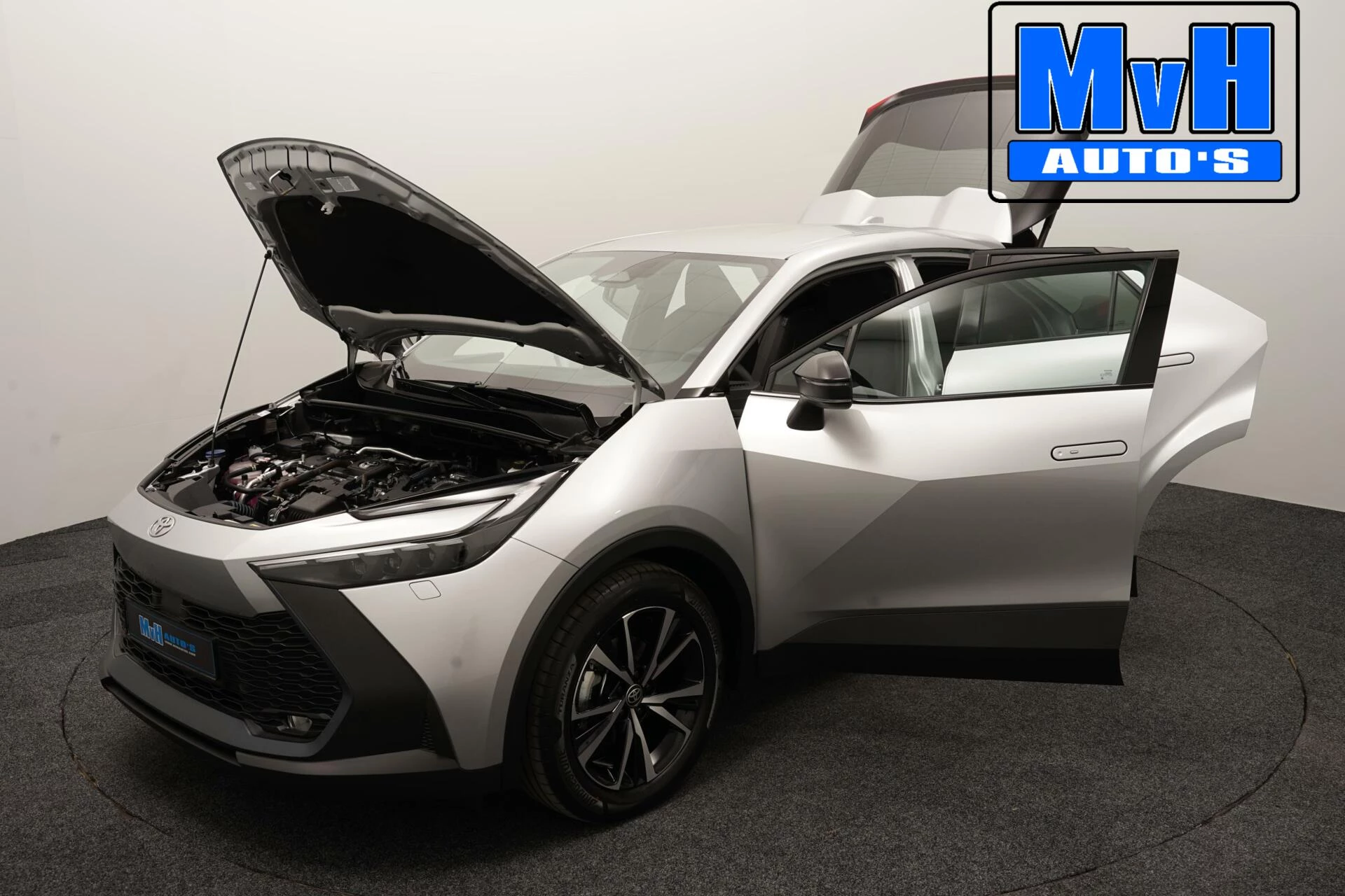 Hoofdafbeelding Toyota C-HR