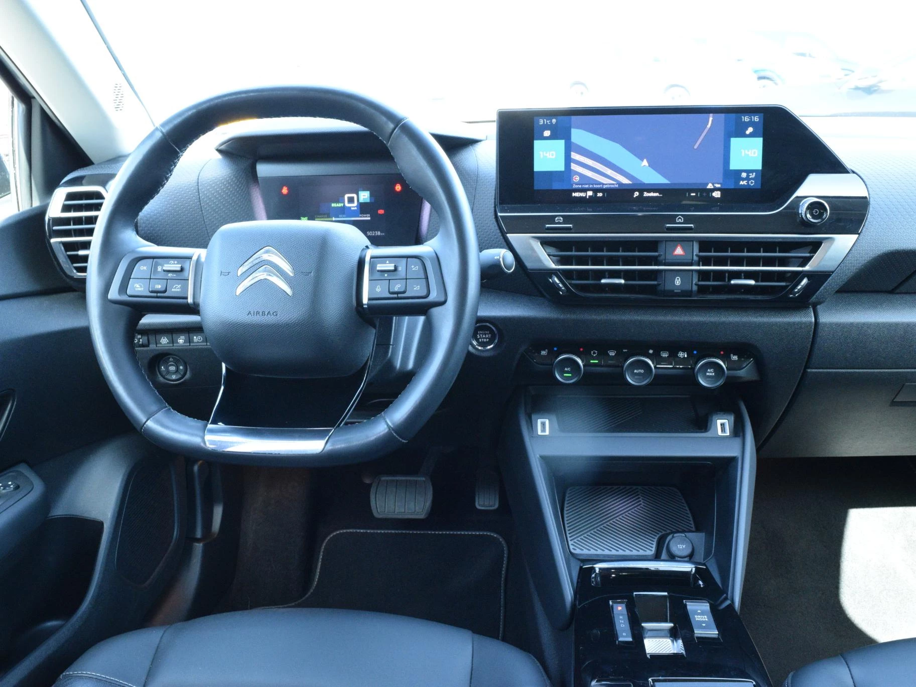 Hoofdafbeelding Citroën ë-C4