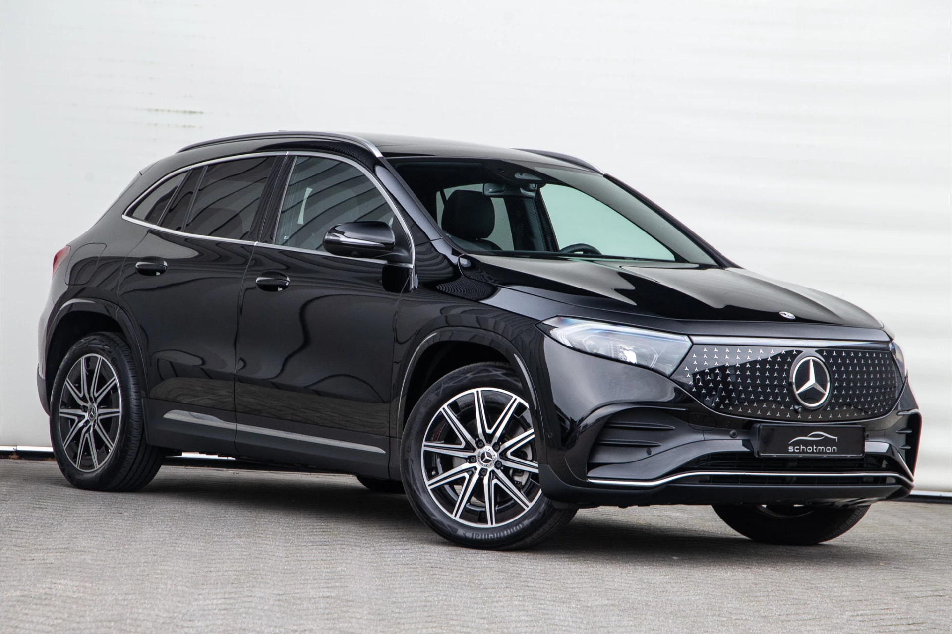 Hoofdafbeelding Mercedes-Benz EQA