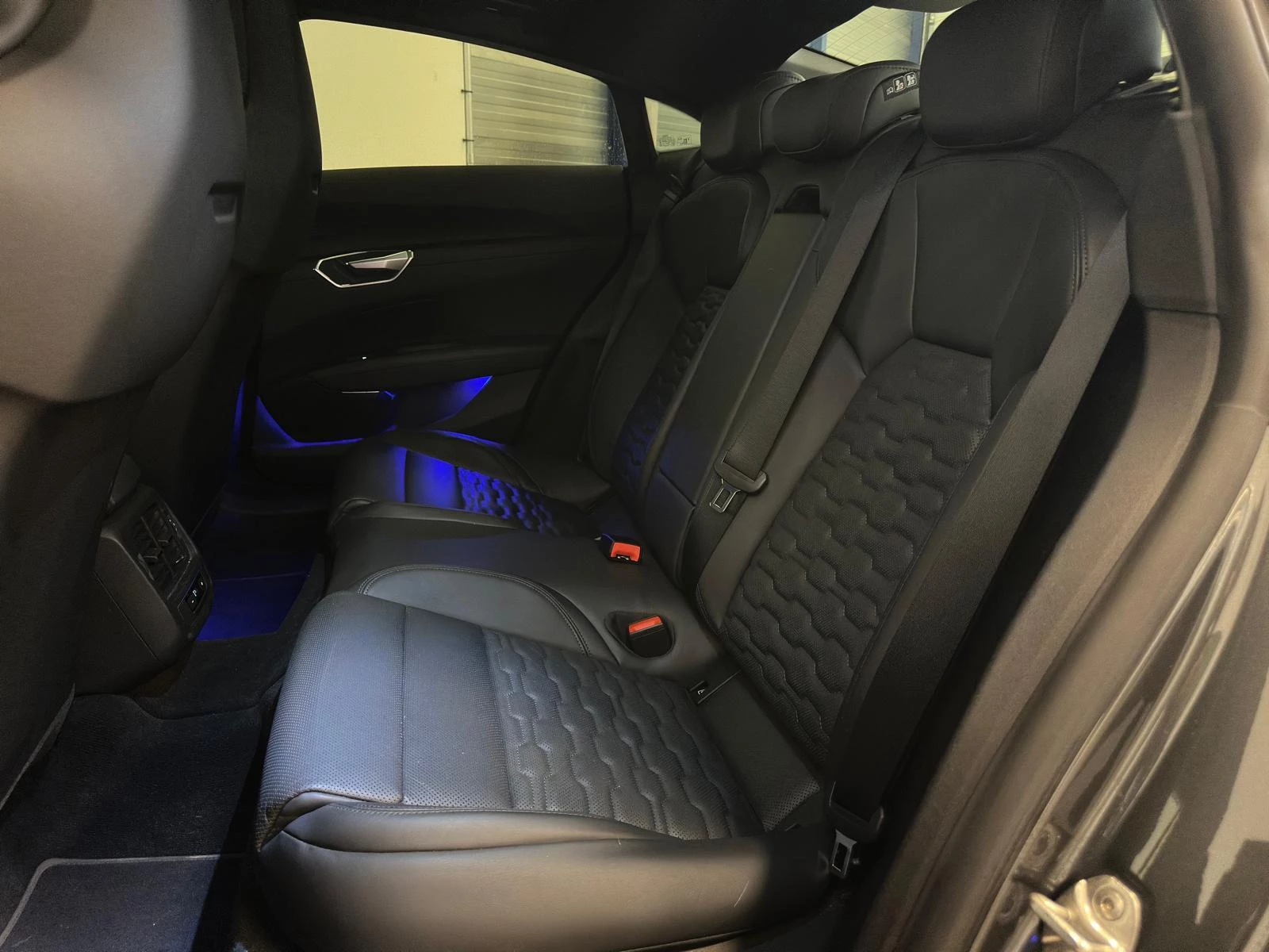 Hoofdafbeelding Audi e-tron GT