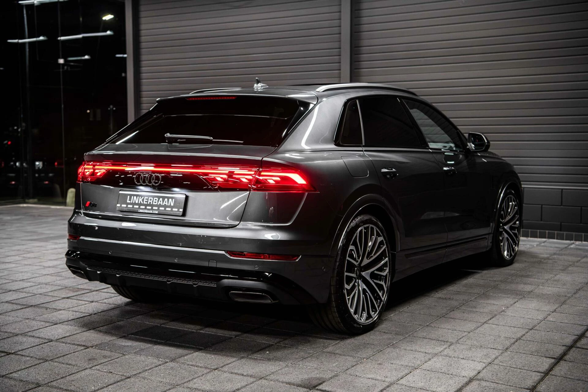 Hoofdafbeelding Audi Q8