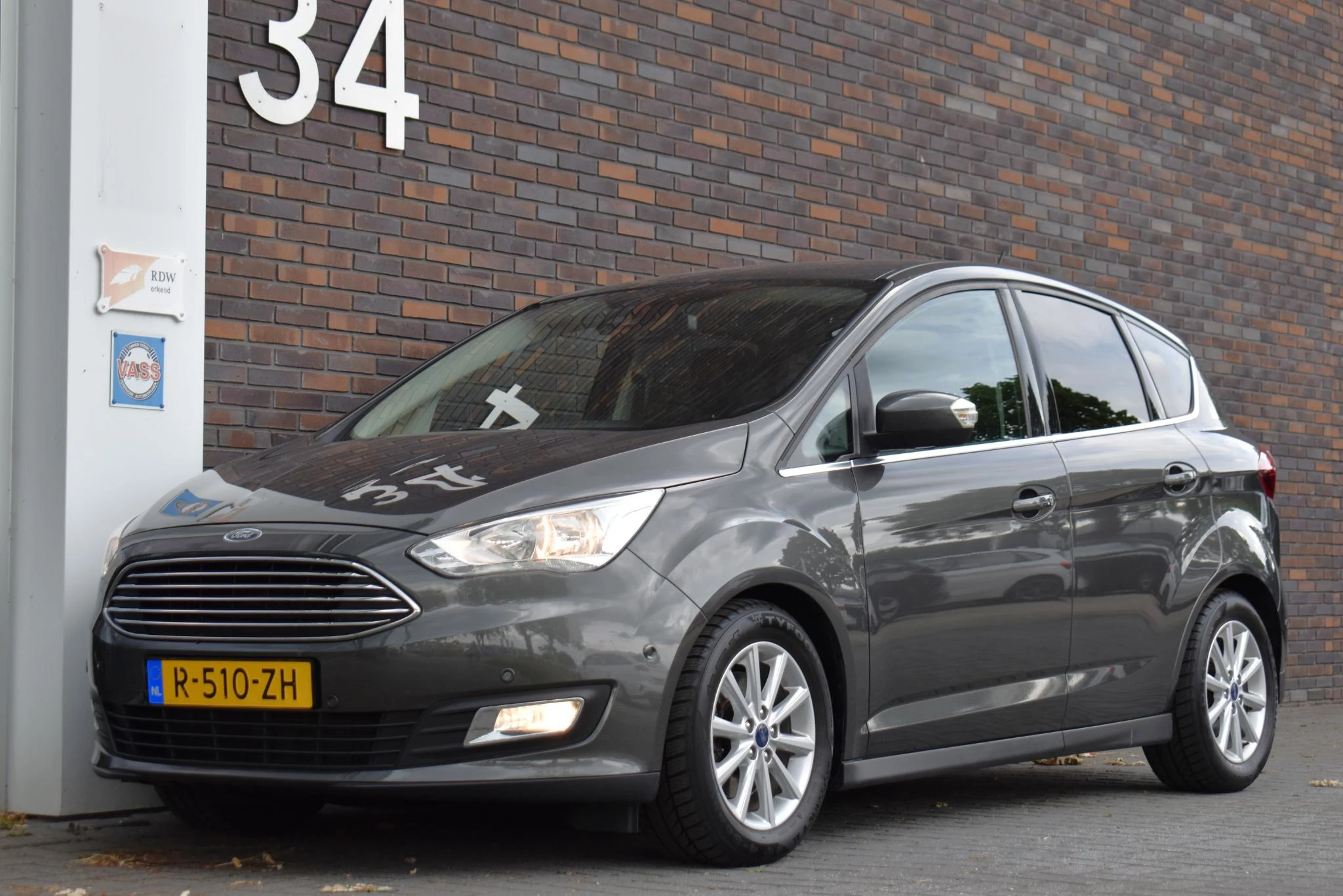 Hoofdafbeelding Ford C-MAX