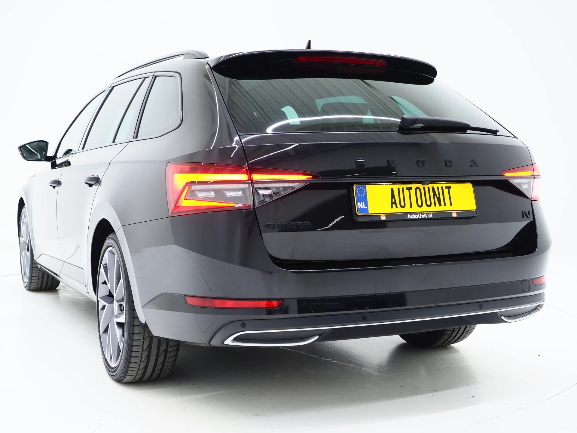 Hoofdafbeelding Škoda Superb