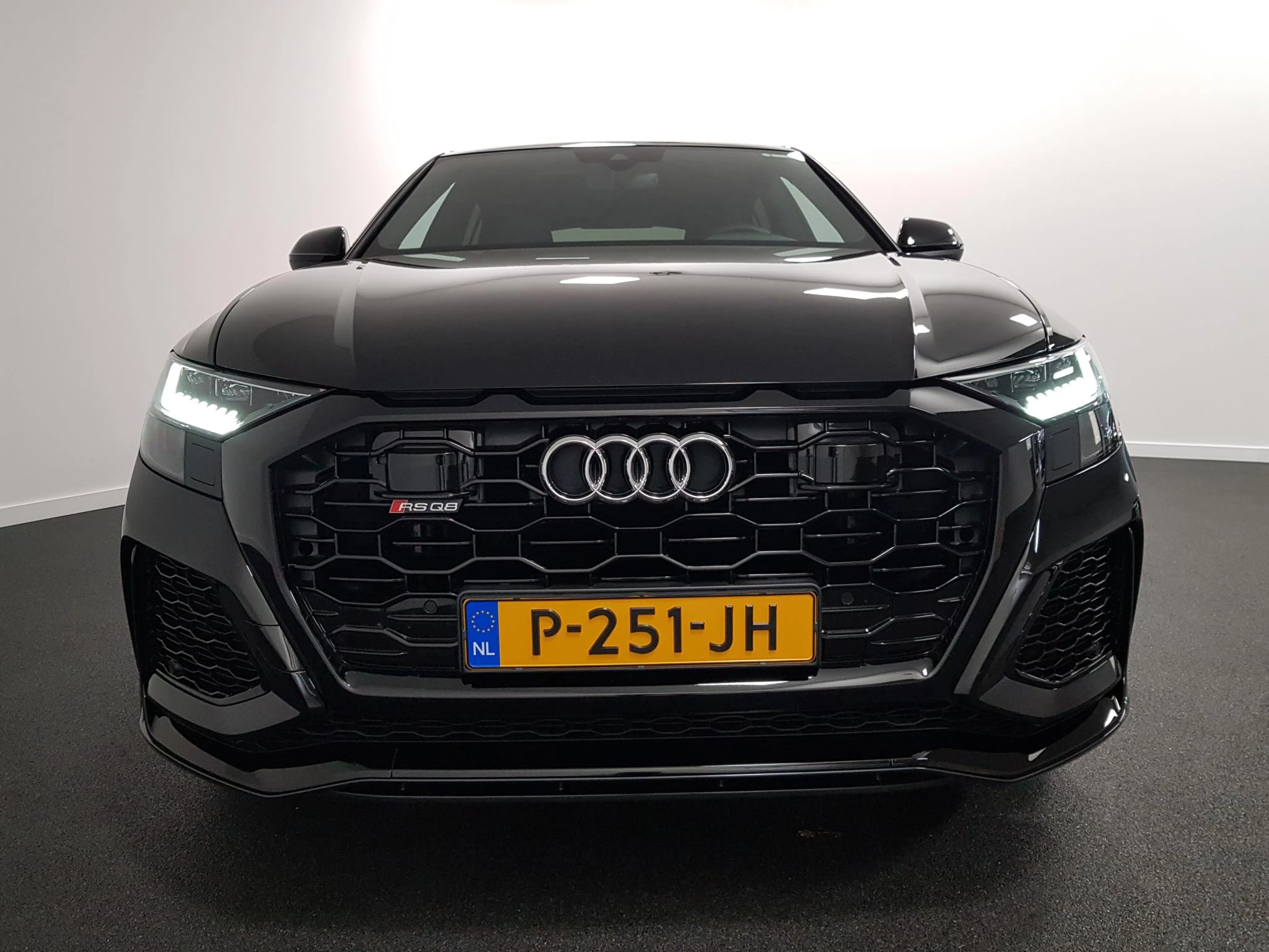 Hoofdafbeelding Audi Q8