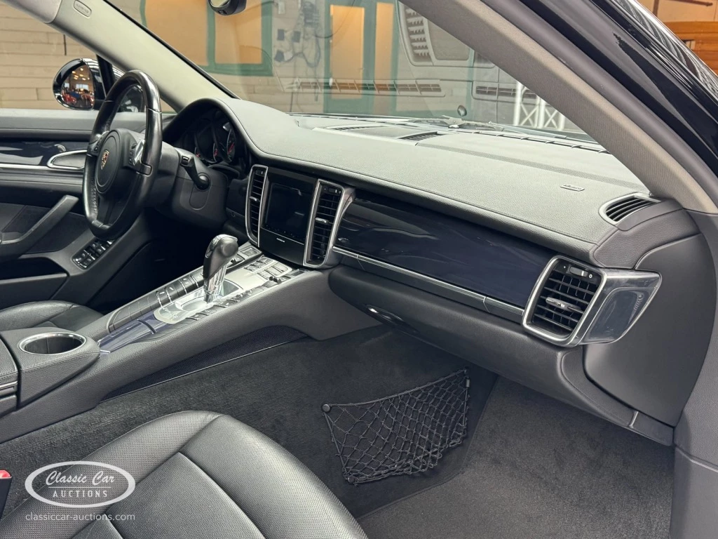 Hoofdafbeelding Porsche Panamera