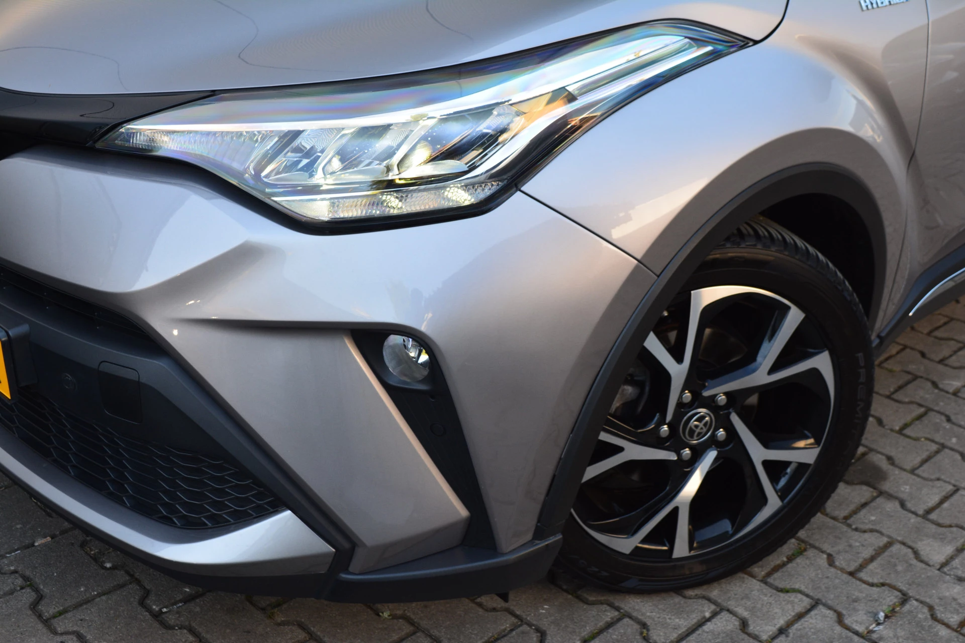 Hoofdafbeelding Toyota C-HR