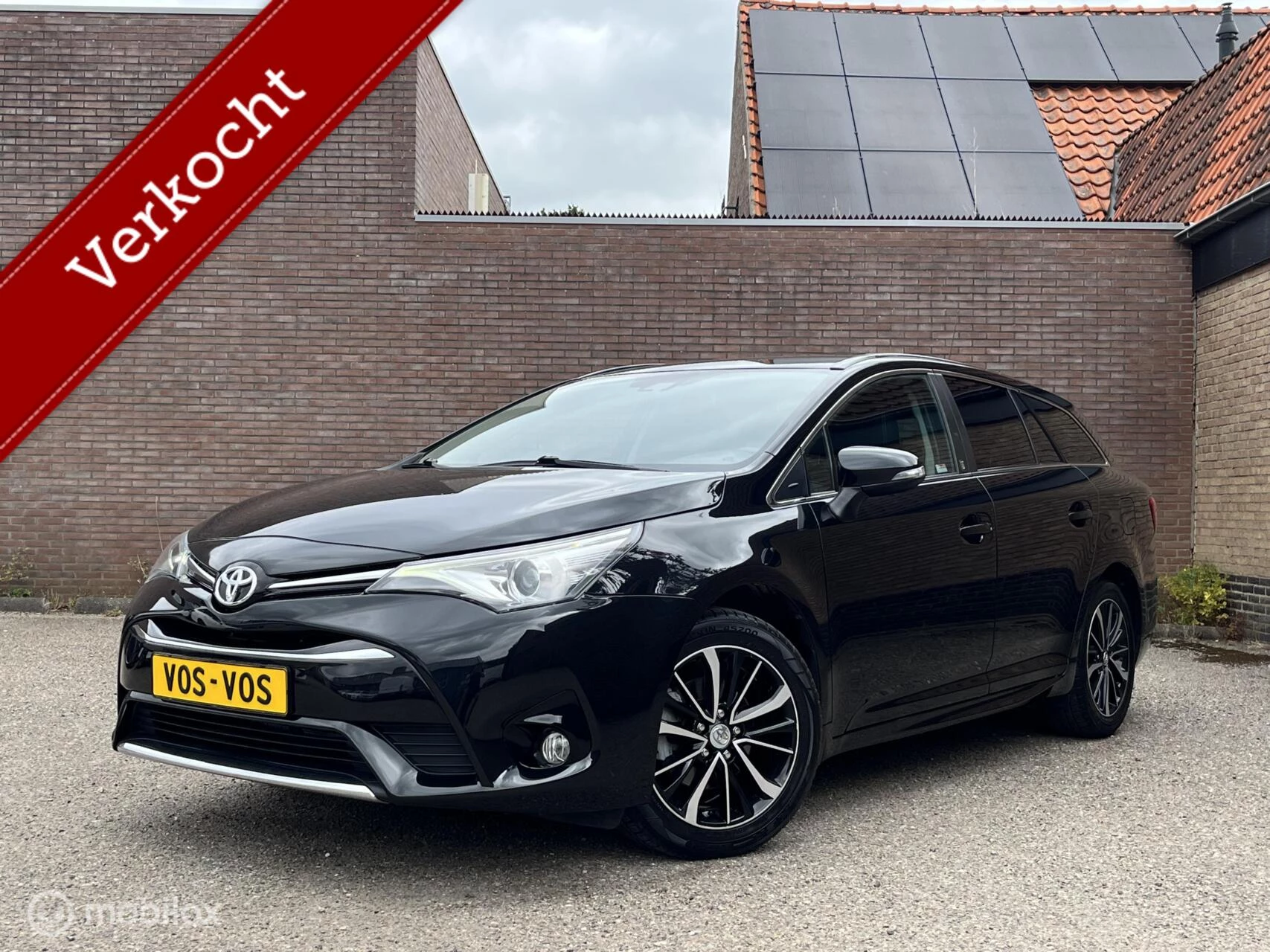Hoofdafbeelding Toyota Avensis