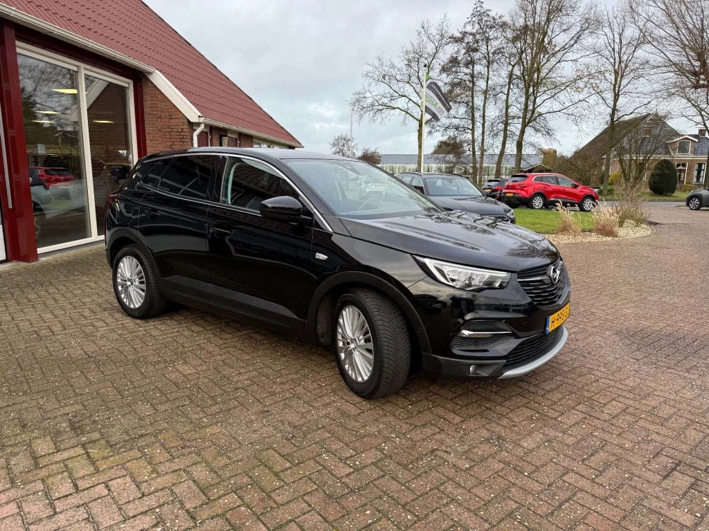 Hoofdafbeelding Opel Grandland X