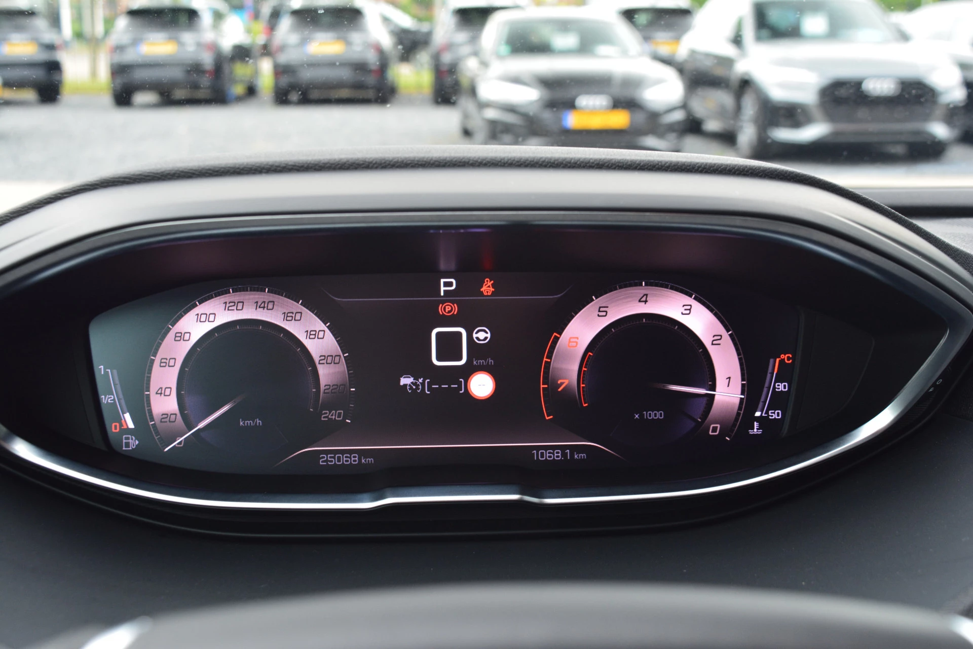 Hoofdafbeelding Peugeot 5008