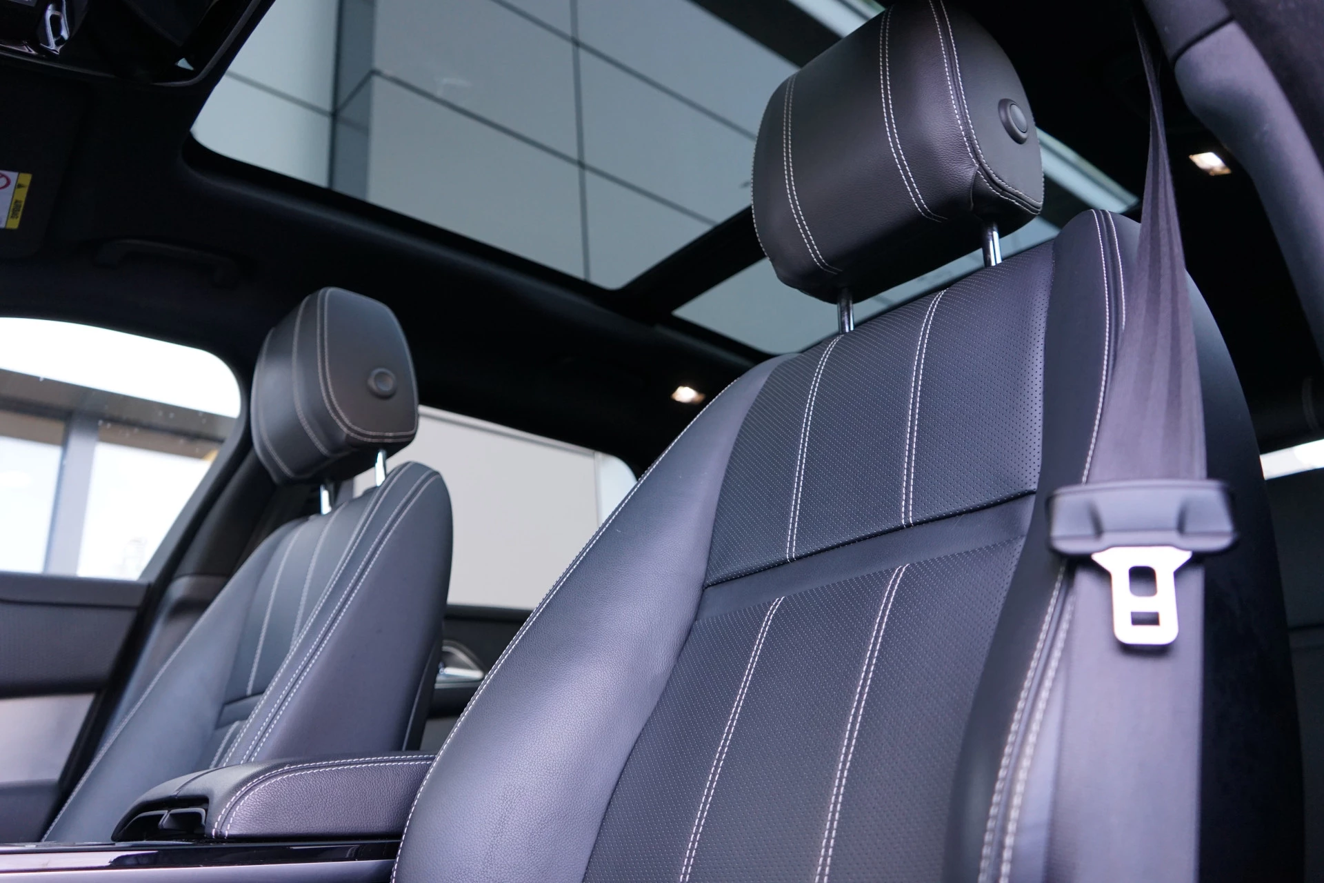 Hoofdafbeelding Land Rover Range Rover Velar