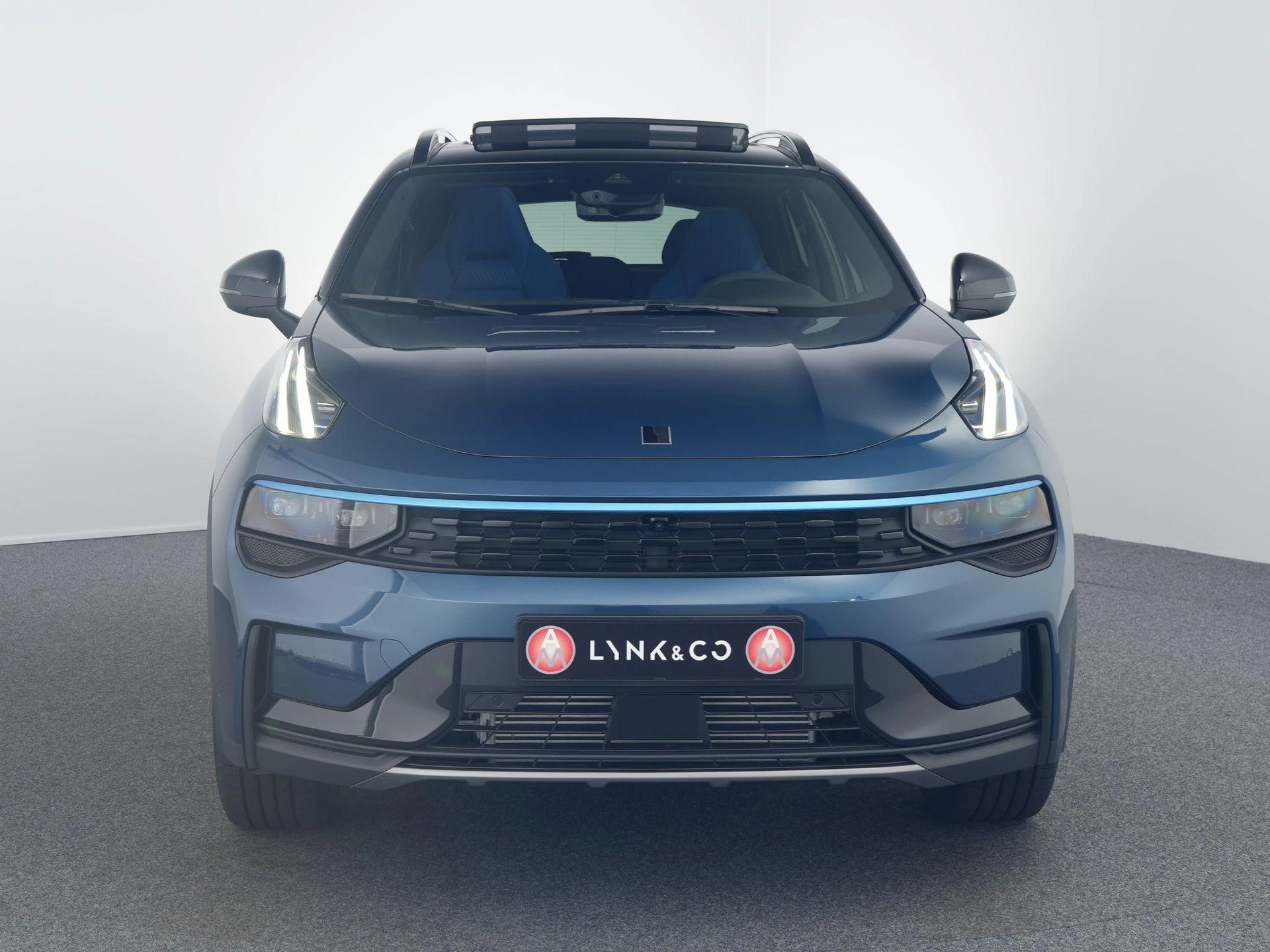 Hoofdafbeelding Lynk & Co 01