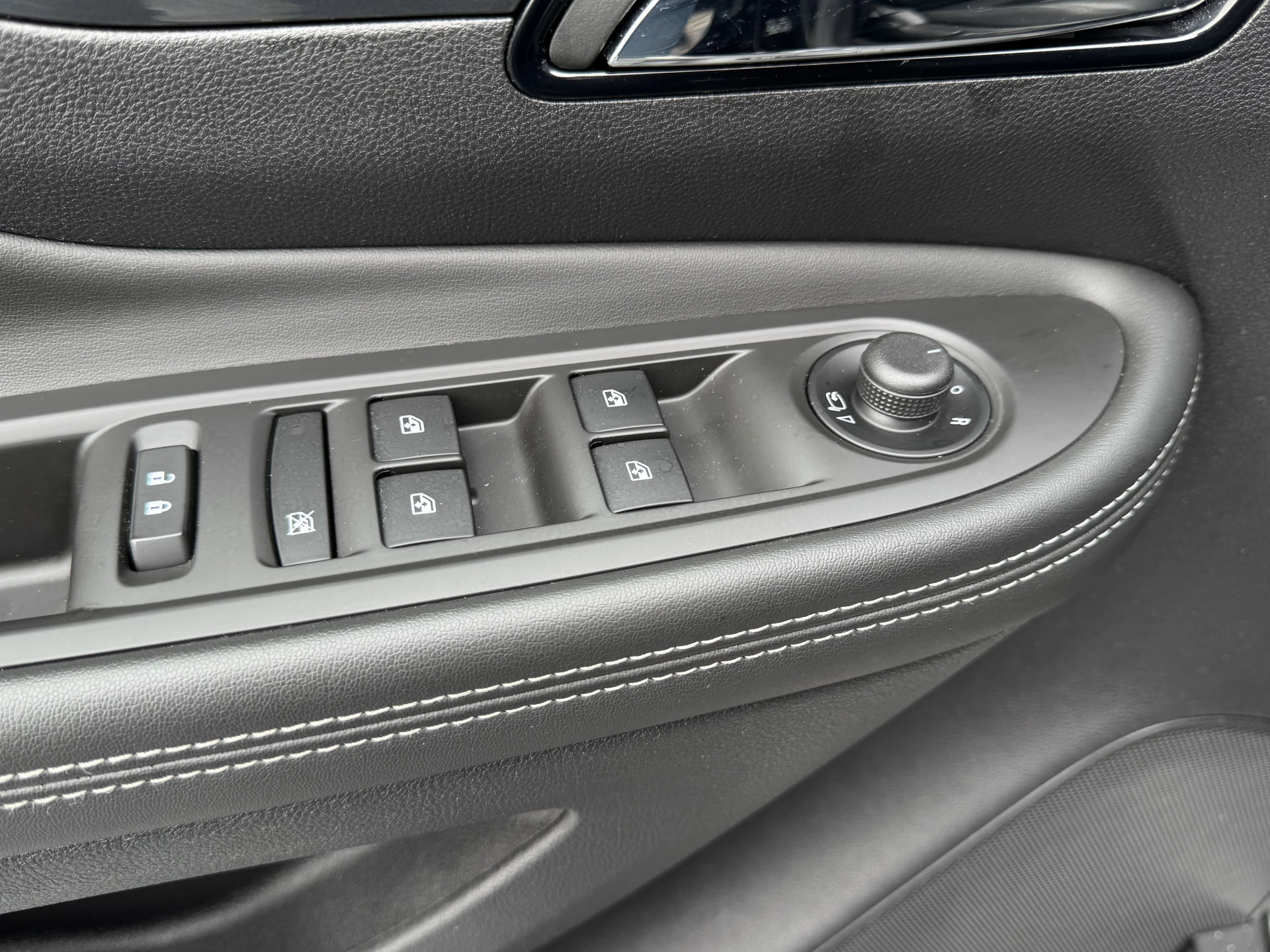 Hoofdafbeelding Opel Mokka X