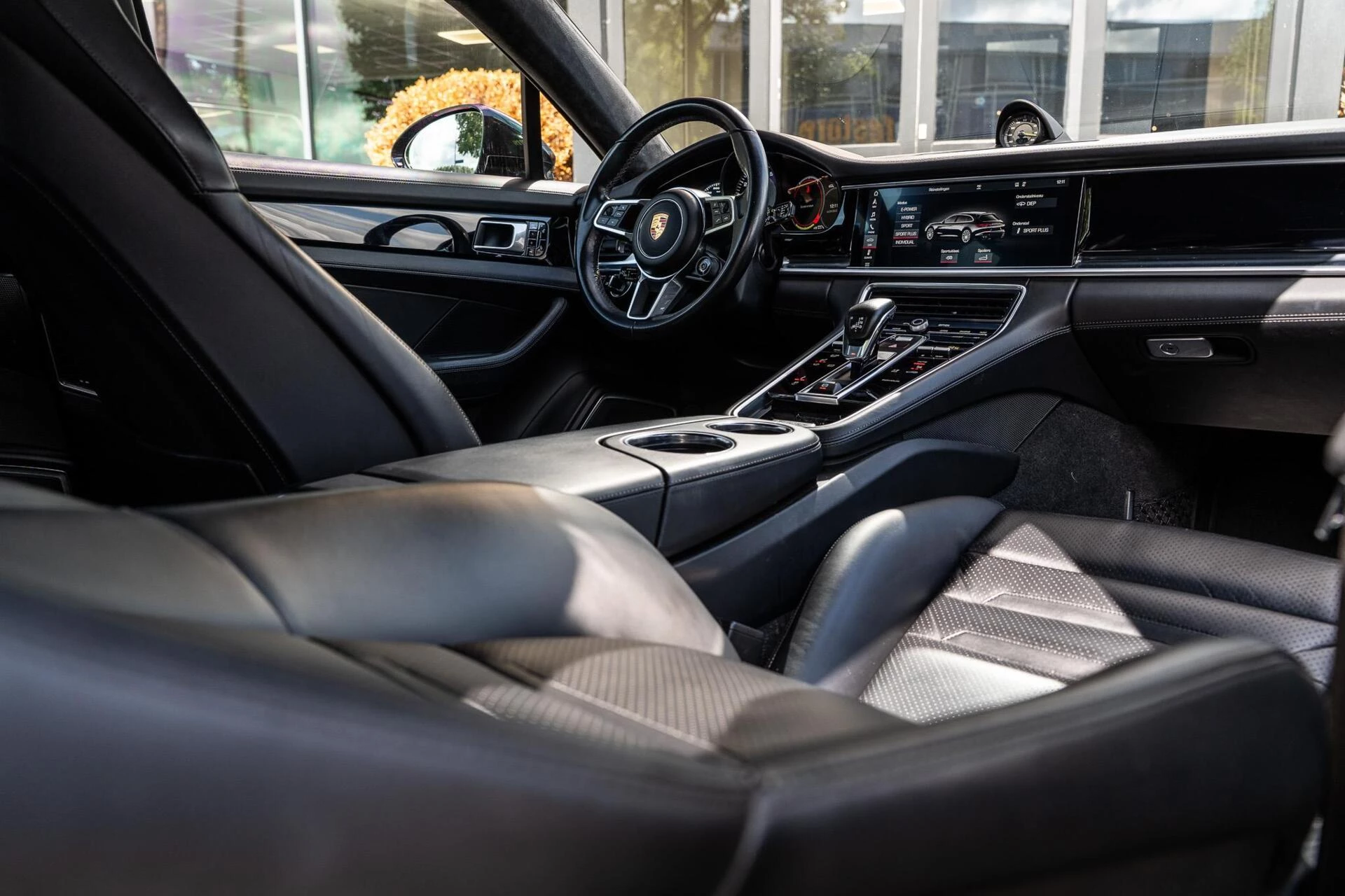 Hoofdafbeelding Porsche Panamera