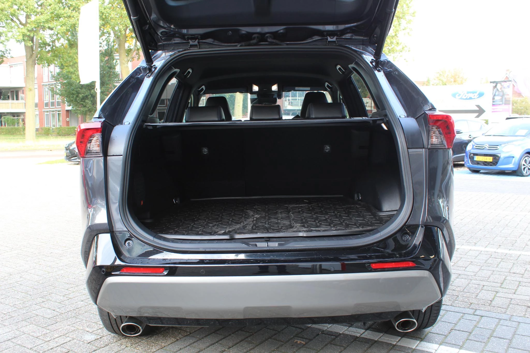 Hoofdafbeelding Toyota RAV4