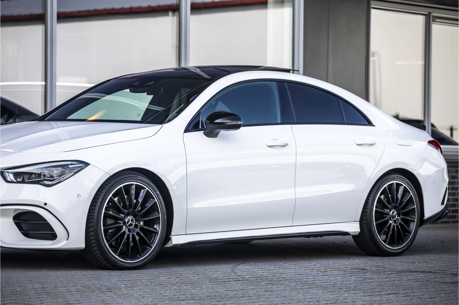 Hoofdafbeelding Mercedes-Benz CLA