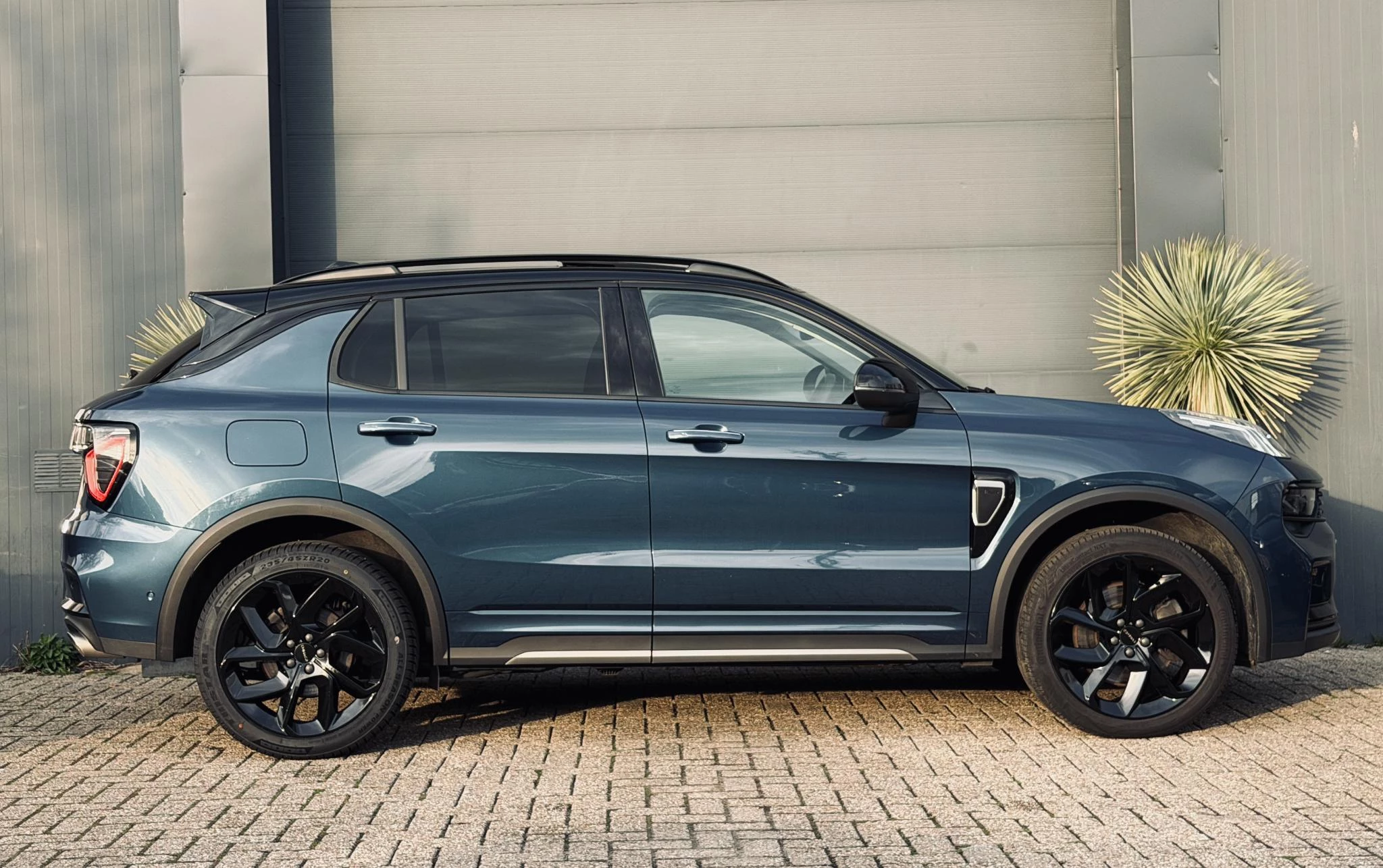 Hoofdafbeelding Lynk & Co 01