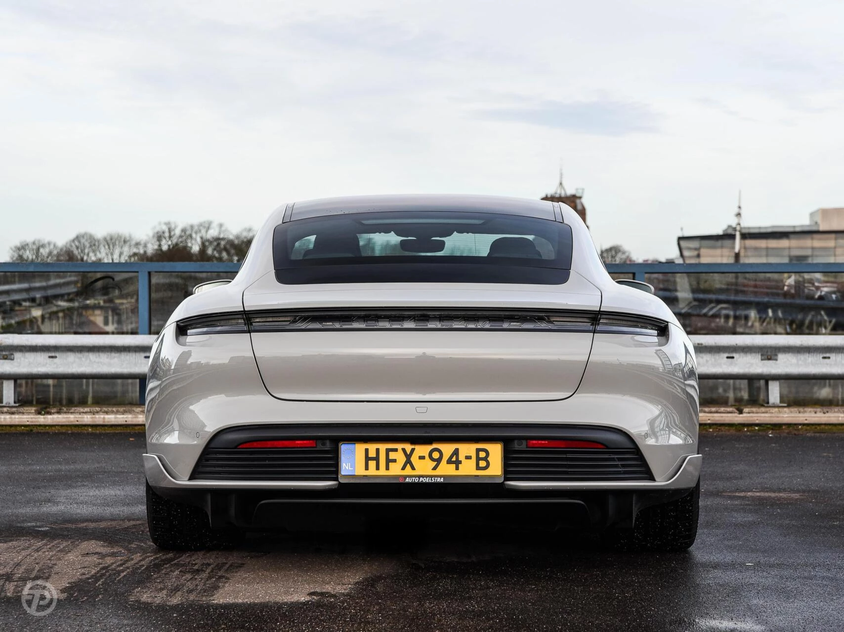 Hoofdafbeelding Porsche Taycan