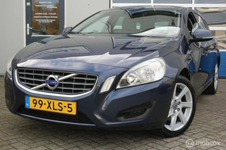 Volvo V60 1.6 T3 Kinetic LEDER/ECC/NAVIGATIE/TREKHAAK/NAP
