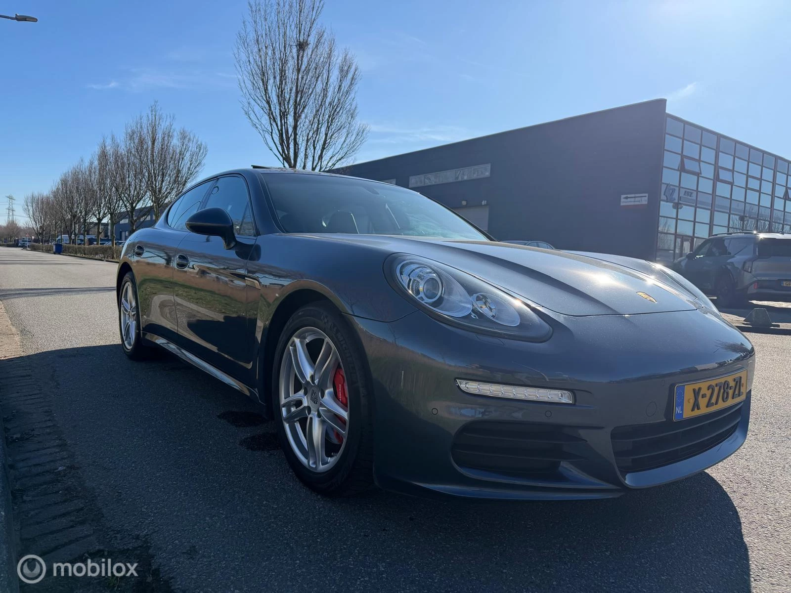 Hoofdafbeelding Porsche Panamera