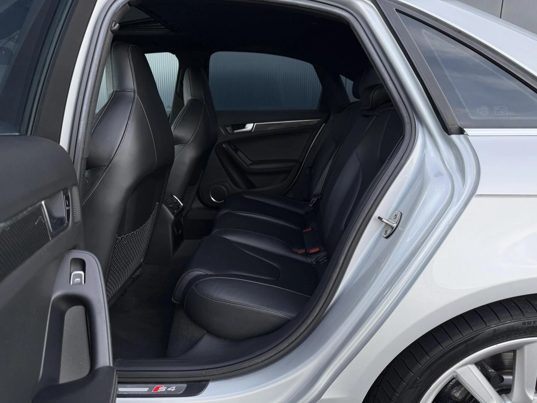 Hoofdafbeelding Audi S4