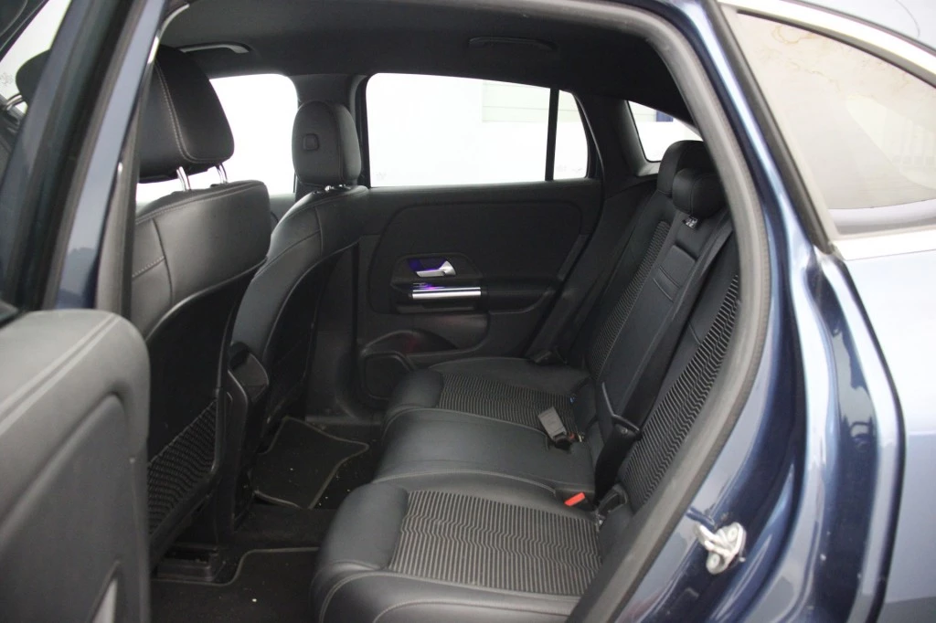 Hoofdafbeelding Mercedes-Benz EQA