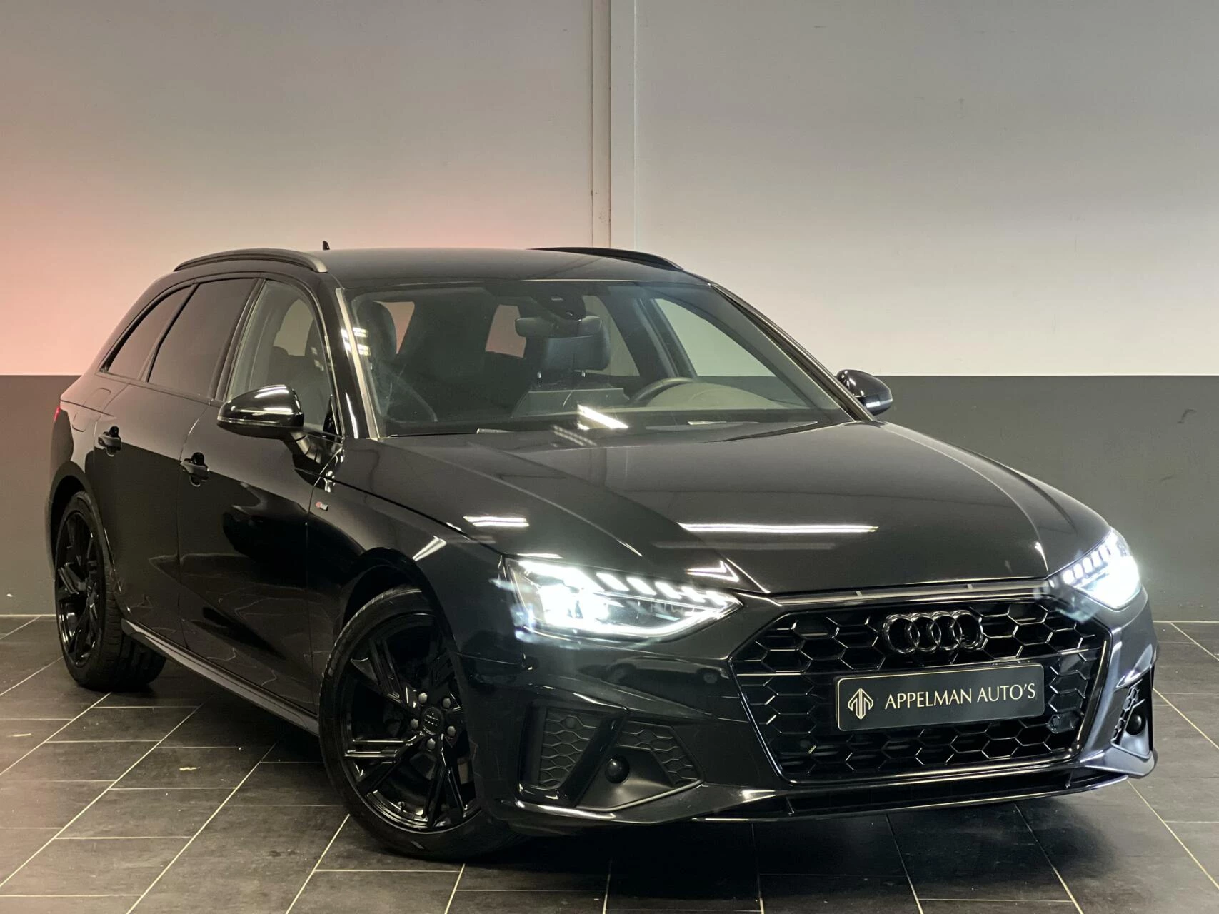 Hoofdafbeelding Audi A4