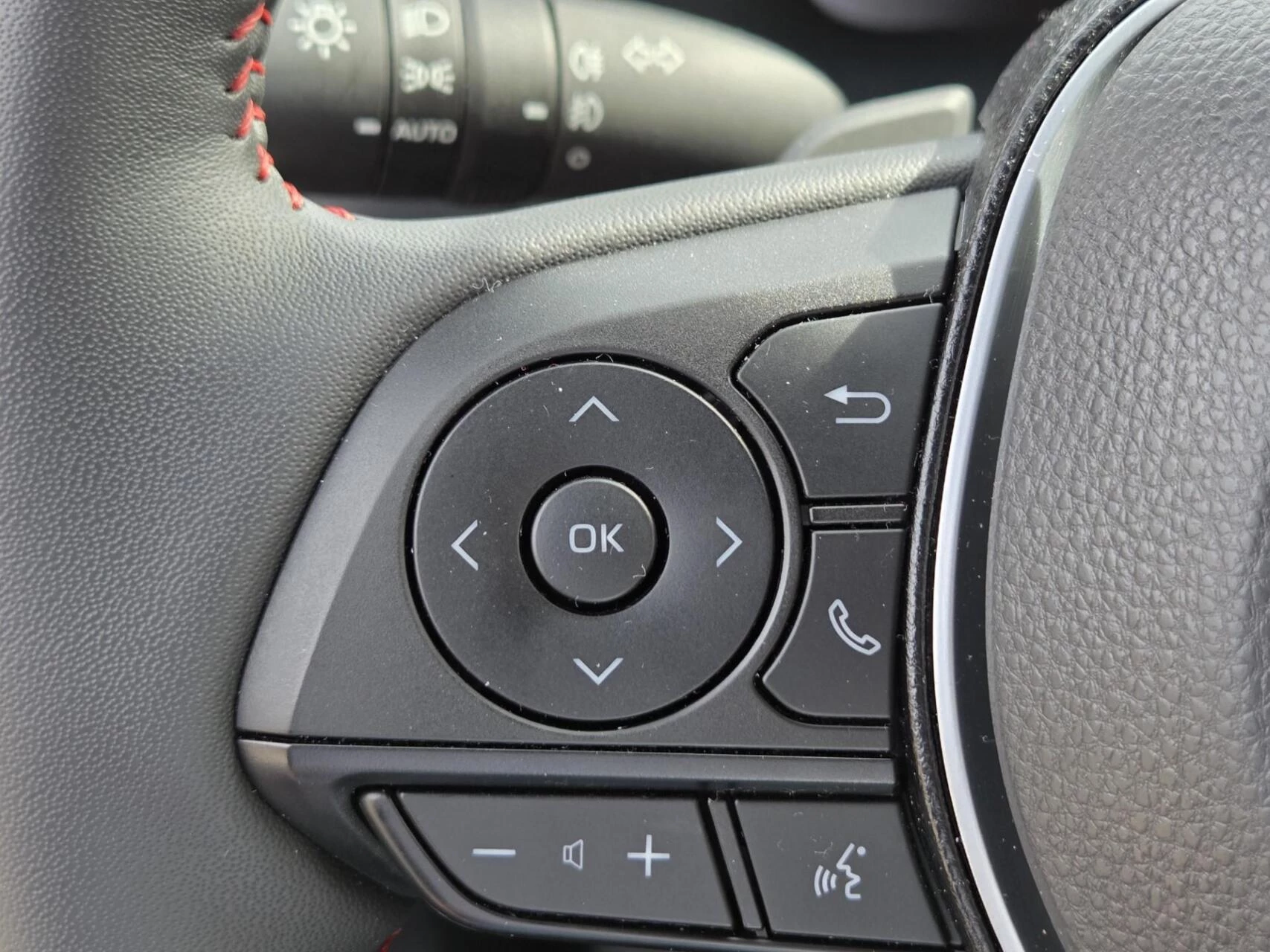 Hoofdafbeelding Suzuki Across