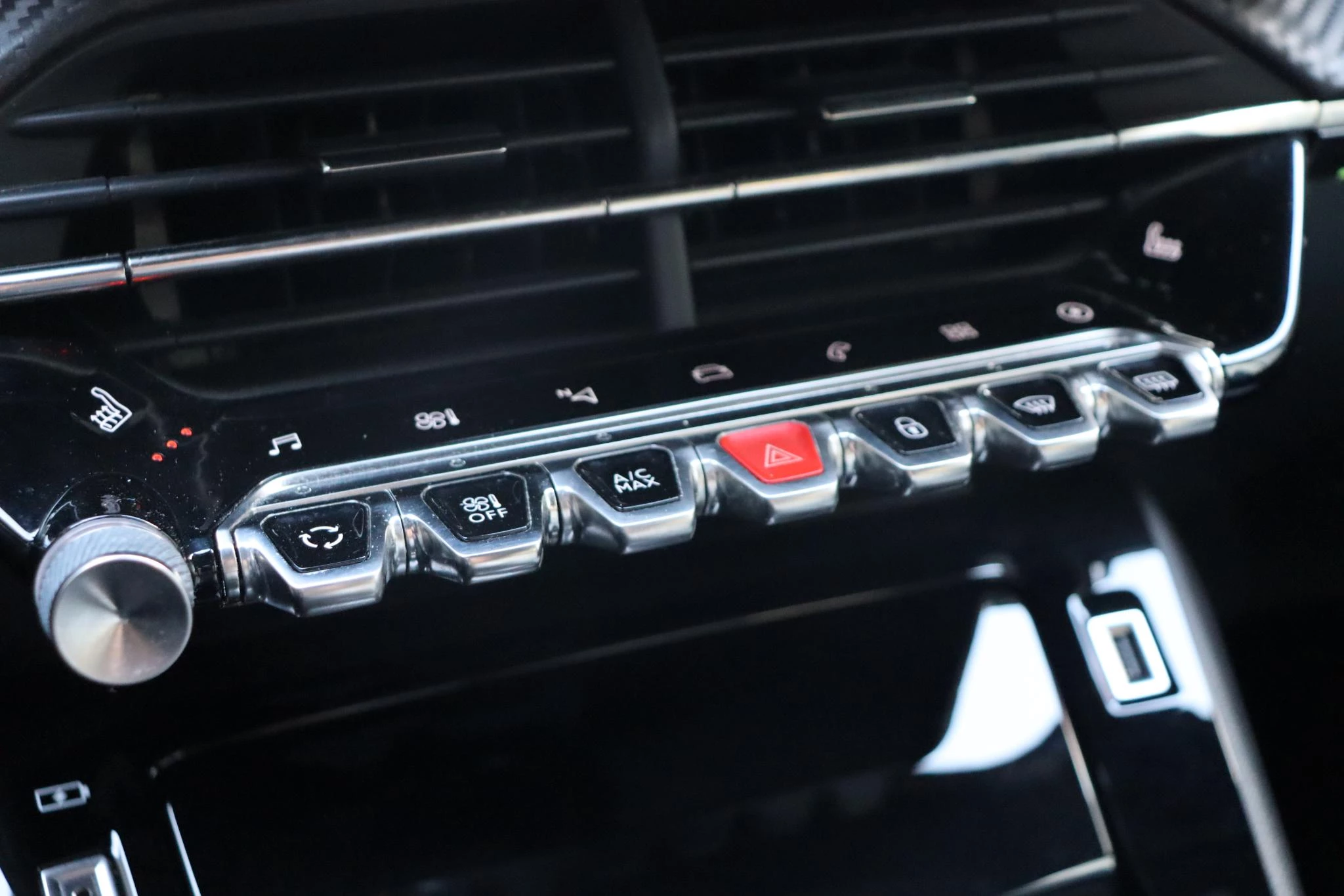Hoofdafbeelding Peugeot e-208