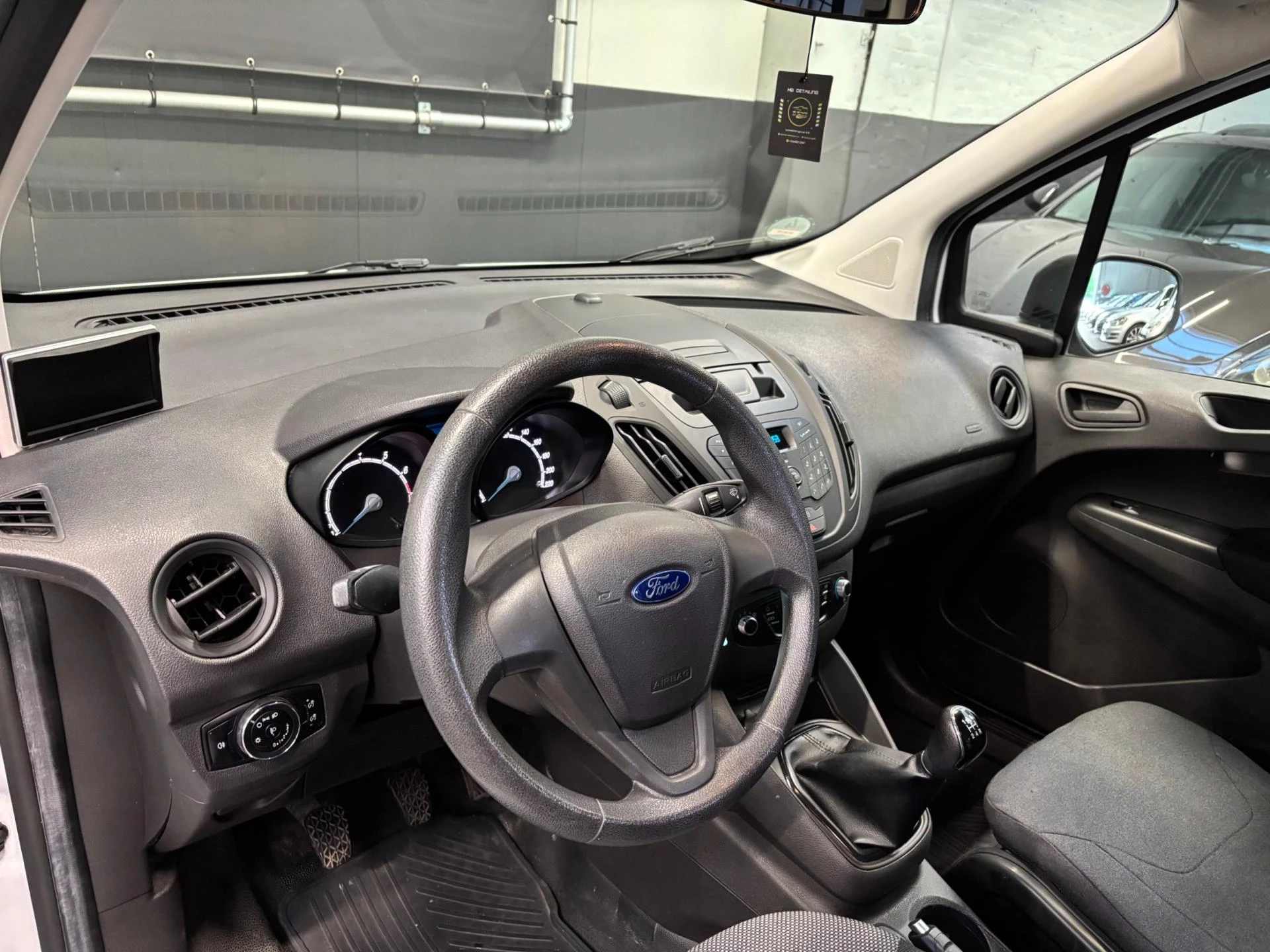 Hoofdafbeelding Ford Transit Courier