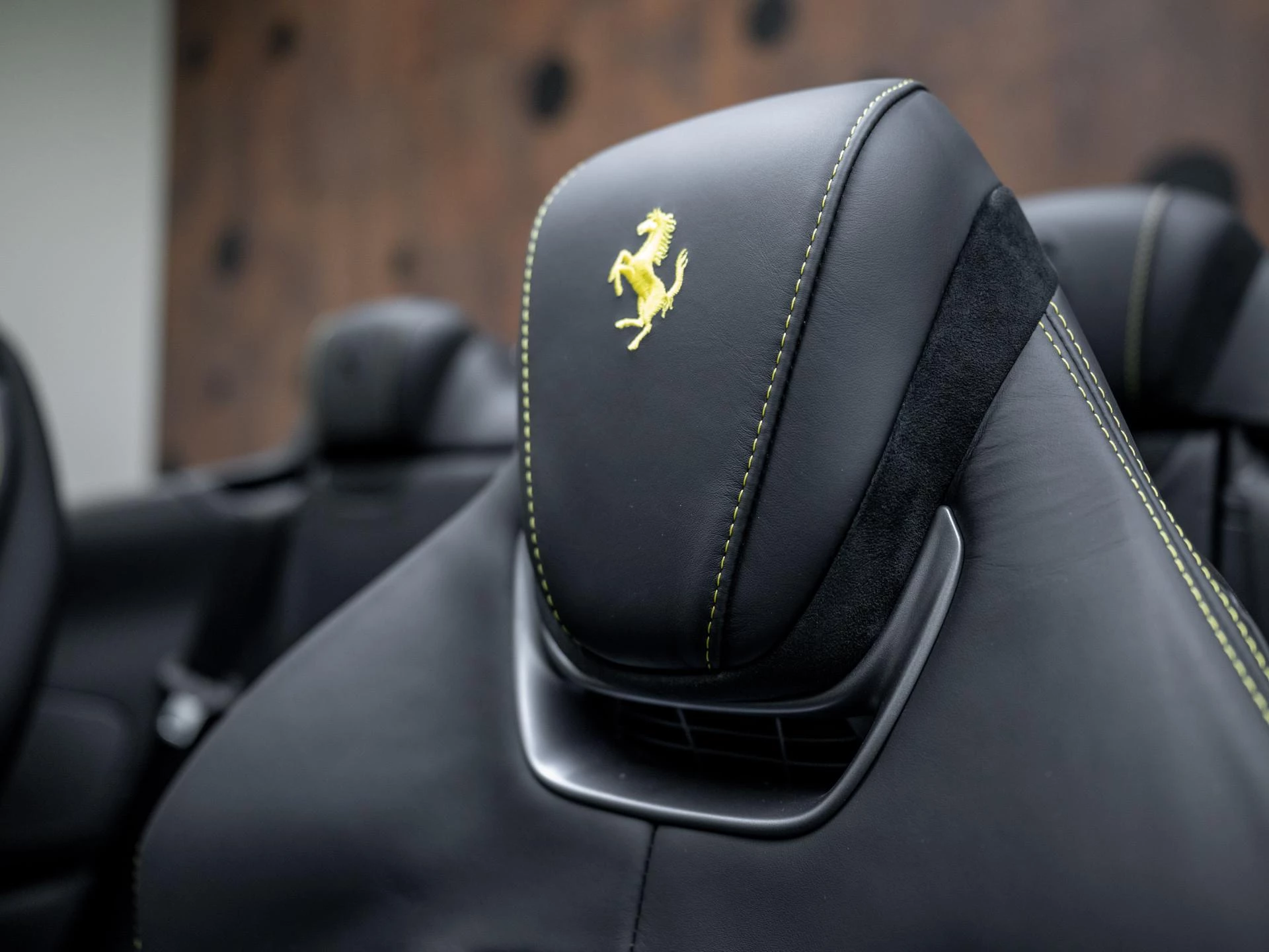 Hoofdafbeelding Ferrari Roma