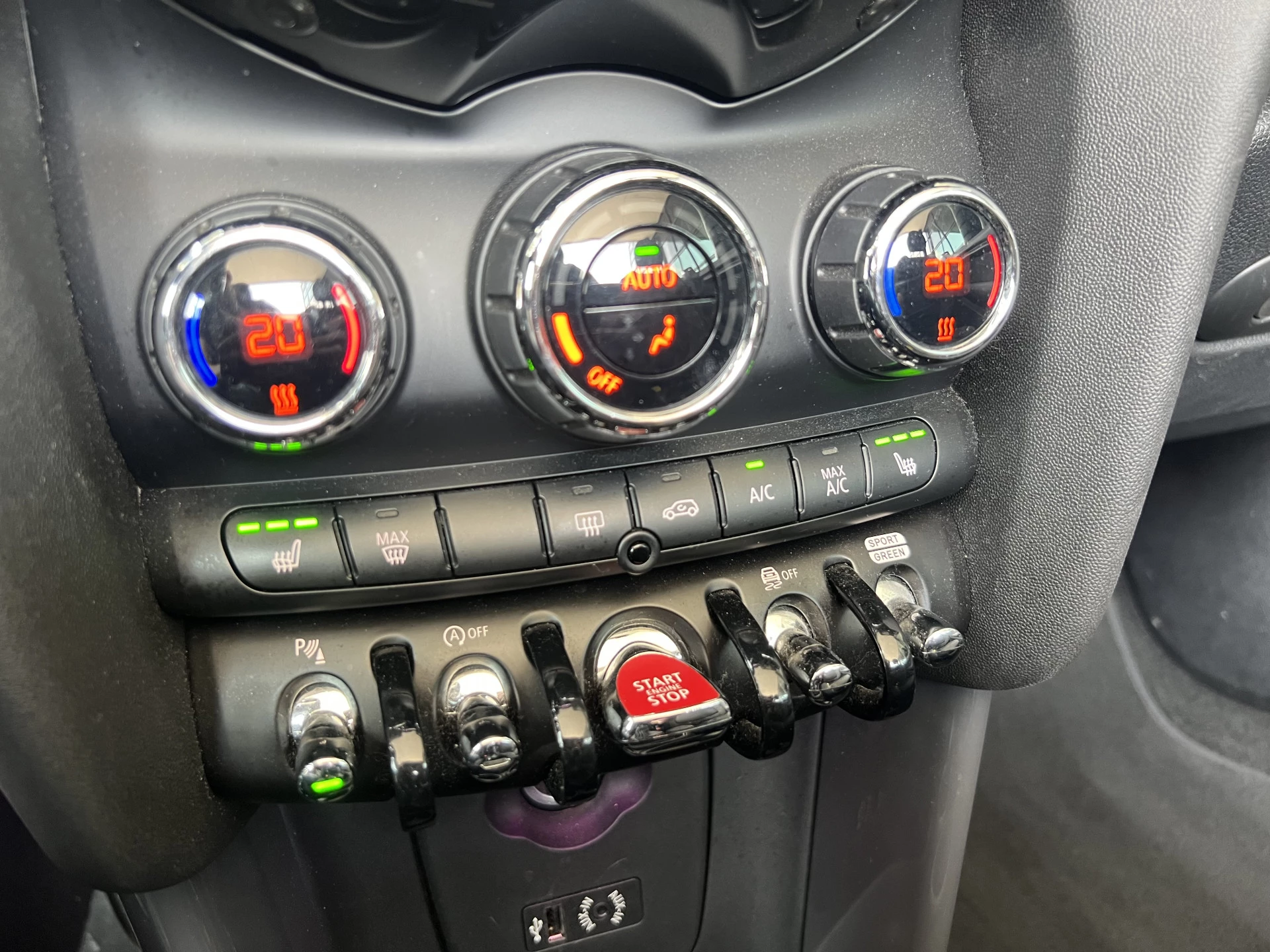 Hoofdafbeelding MINI Cooper Cabrio