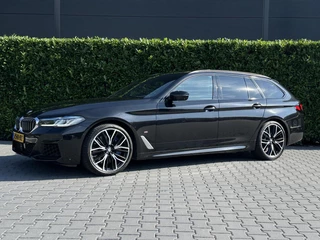 BMW 5-serie Touring 540i xDrive High Executive M-PAKKET, FACELIFT, LASER, LIVE COCKPIT, PANO, COMFORT, 20 INCH, TREKHAAK