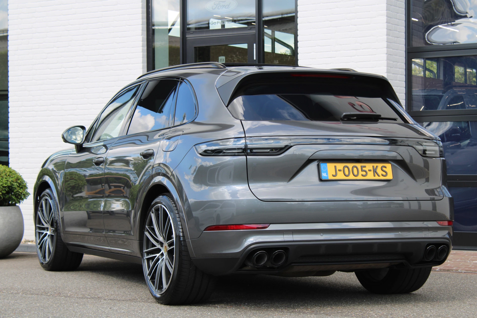 Hoofdafbeelding Porsche Cayenne