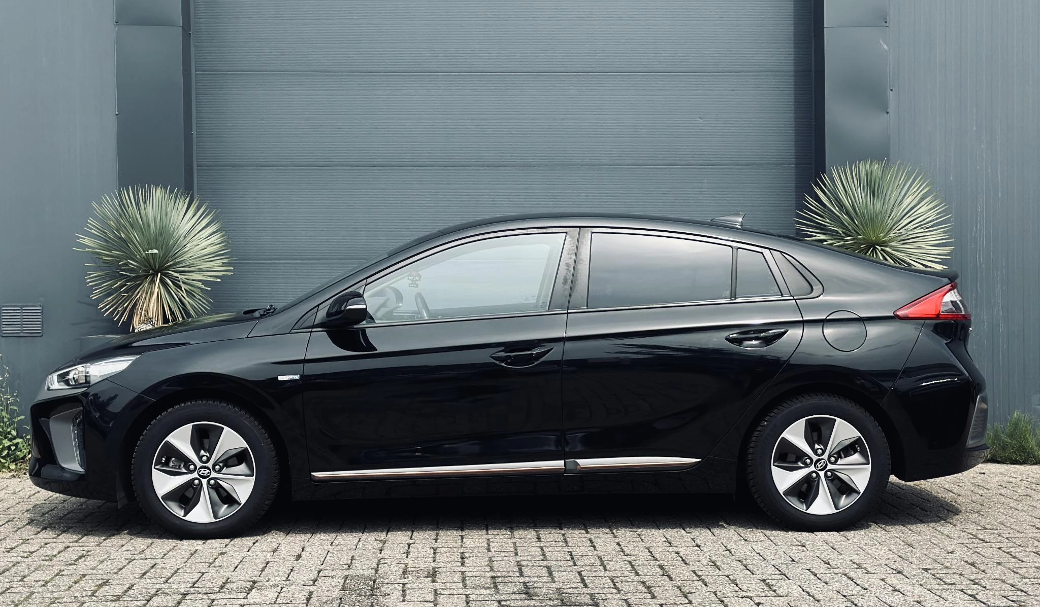 Hoofdafbeelding Hyundai IONIQ