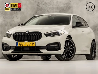 BMW 1 Serie 118i High Executive Automaat (APPLE CARPLAY, DEALER ONDERHOUDEN, GROOT NAVI, STUUR/STOELVERWARMING, SPORTSTOELEN, PARKEERSENSOREN, GETINT GLAS, CRUISE, NIEUWSTAAT)