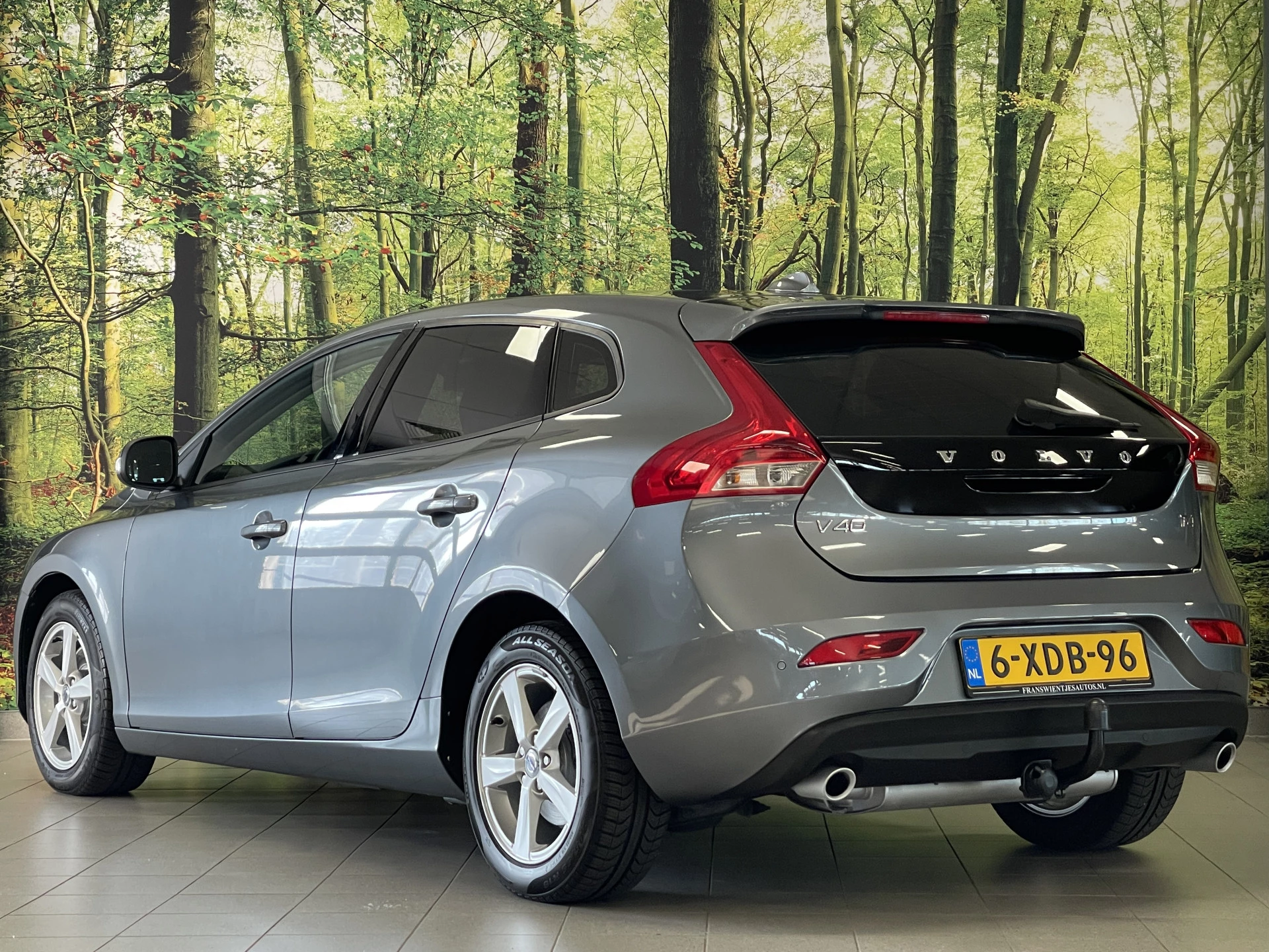 Hoofdafbeelding Volvo V40