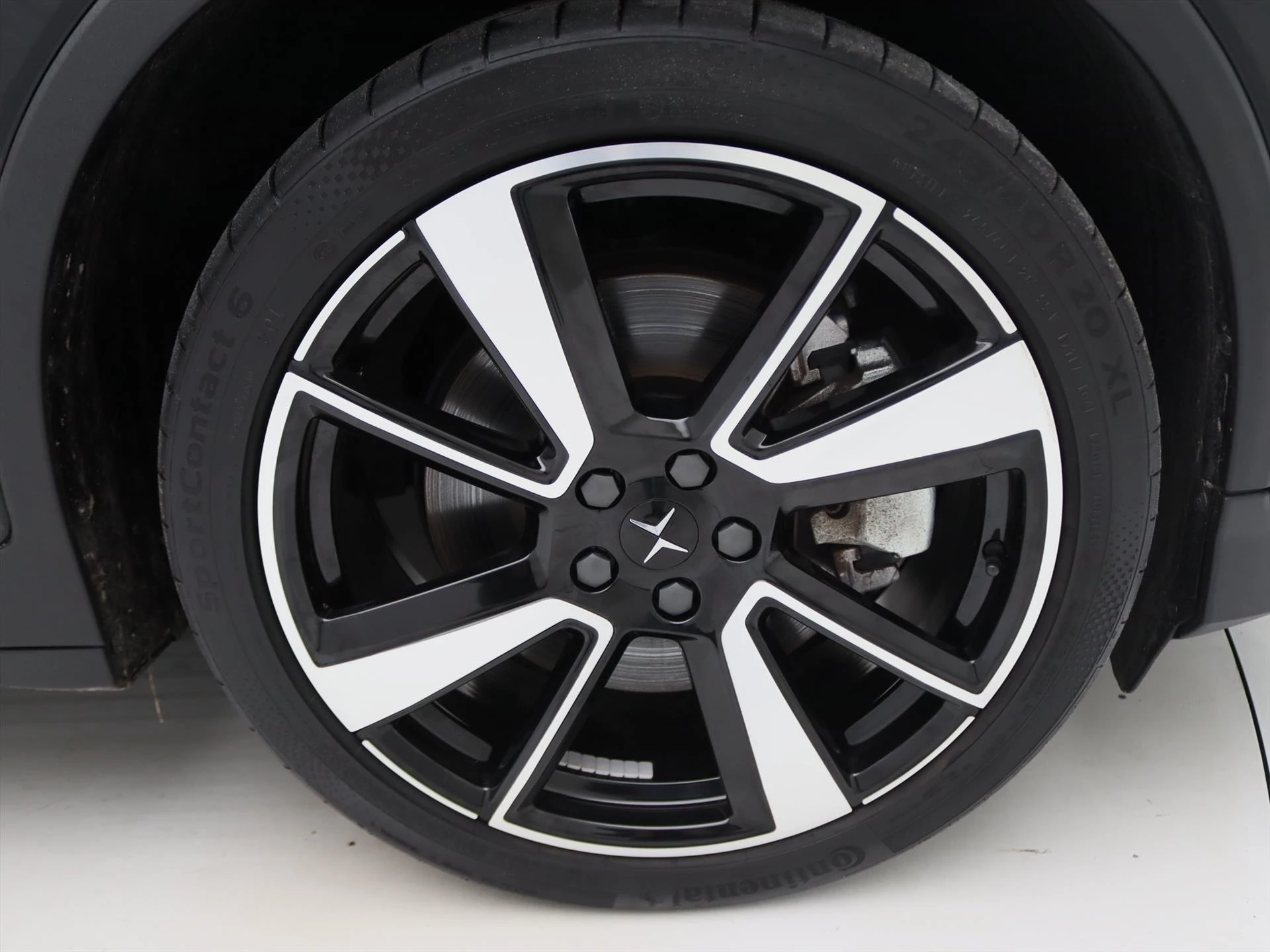 Hoofdafbeelding Polestar 2