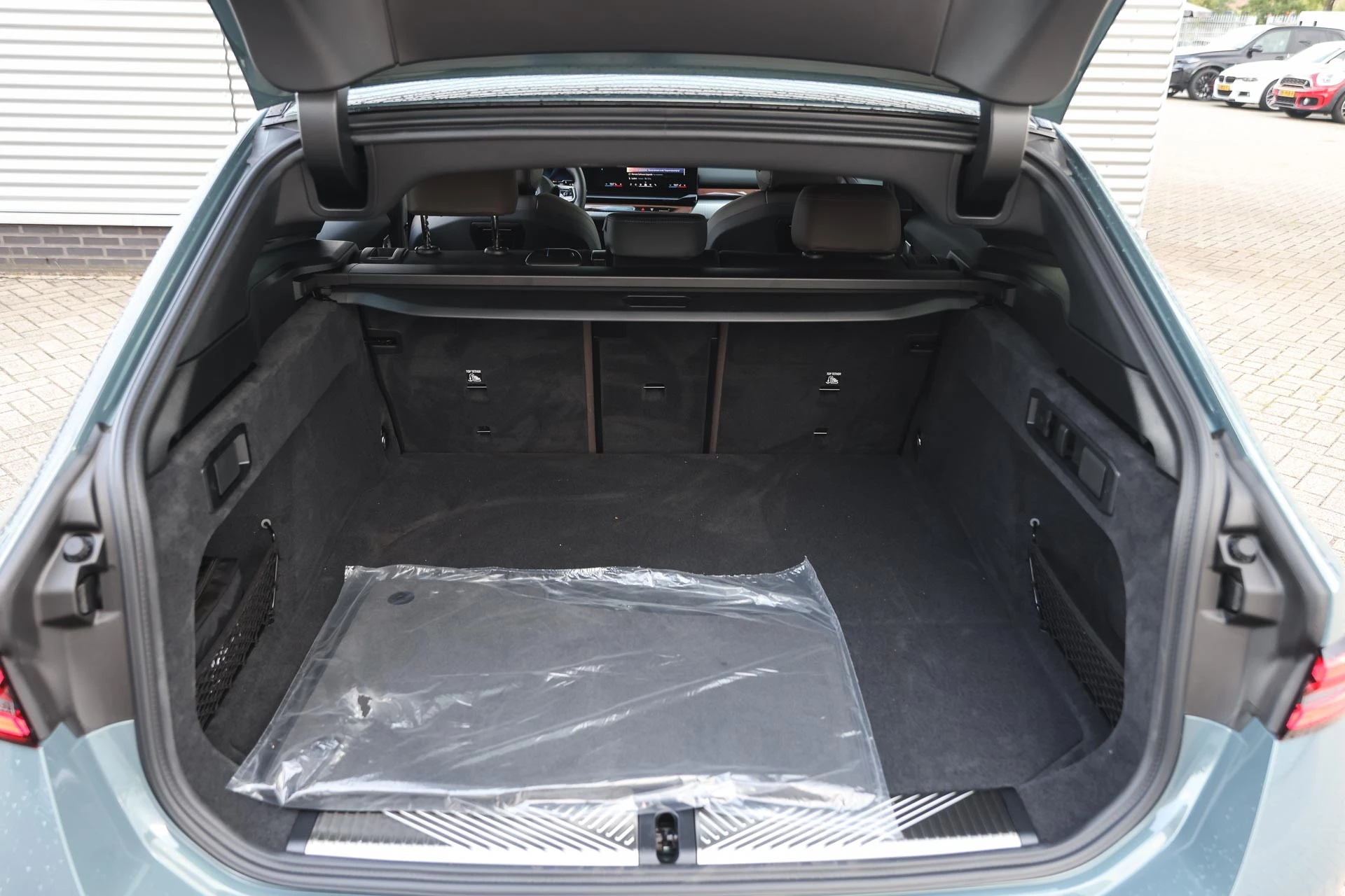 Hoofdafbeelding BMW i5