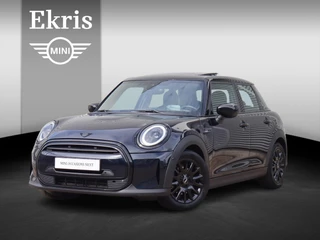 Mini 5-deurs Cooper | Classic + Camden Plus Edition + Panodak + Harman Kardon + Head-Up + Achteruitrijcamera + Apple Carplay + 16'' LMV