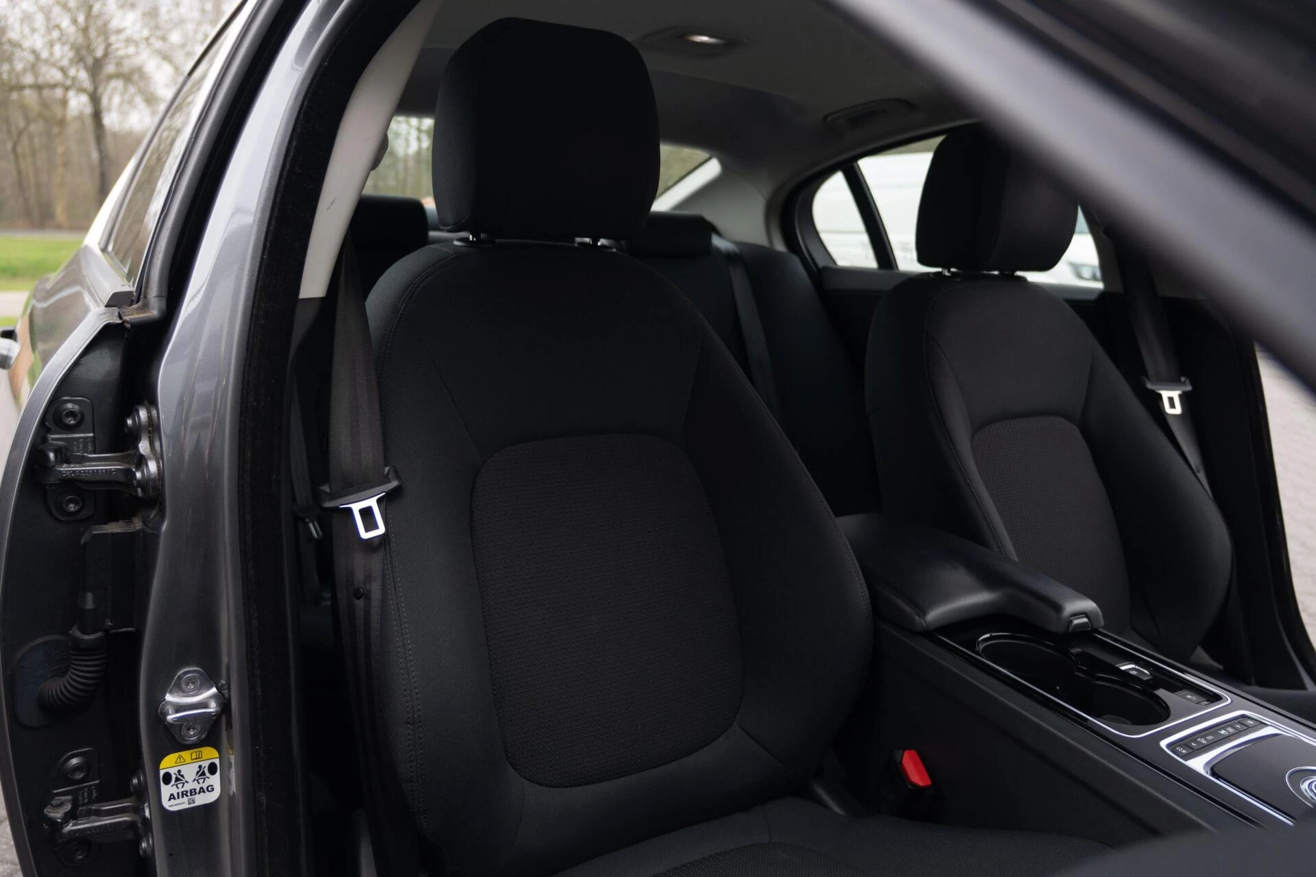 Hoofdafbeelding Jaguar XE