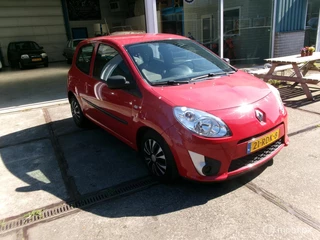 Hoofdafbeelding Renault Twingo Renault Twingo 1.2-16V Authentique