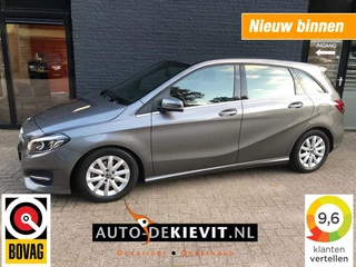 Hoofdafbeelding Mercedes-Benz B-Klasse Mercedes-Benz B-Klasse 180 AMBITION **Trekhaak/camera/automaat**