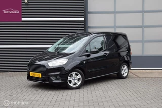 Hoofdafbeelding Ford Transit Courier Ford Transit Courier 1.0 ecoboost Limited NAVI Apple Carplay DAB+ Luxe!