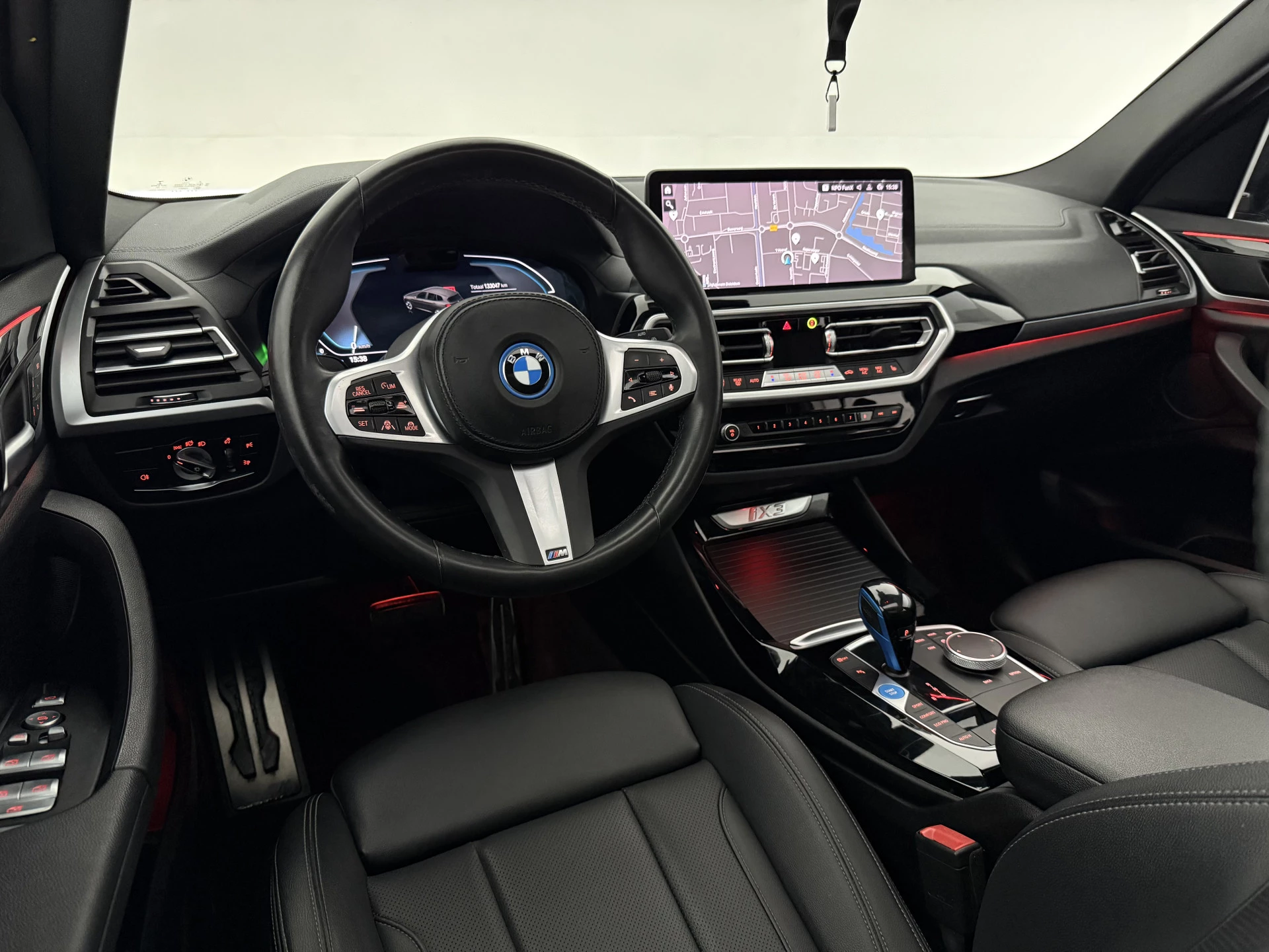 Hoofdafbeelding BMW iX3